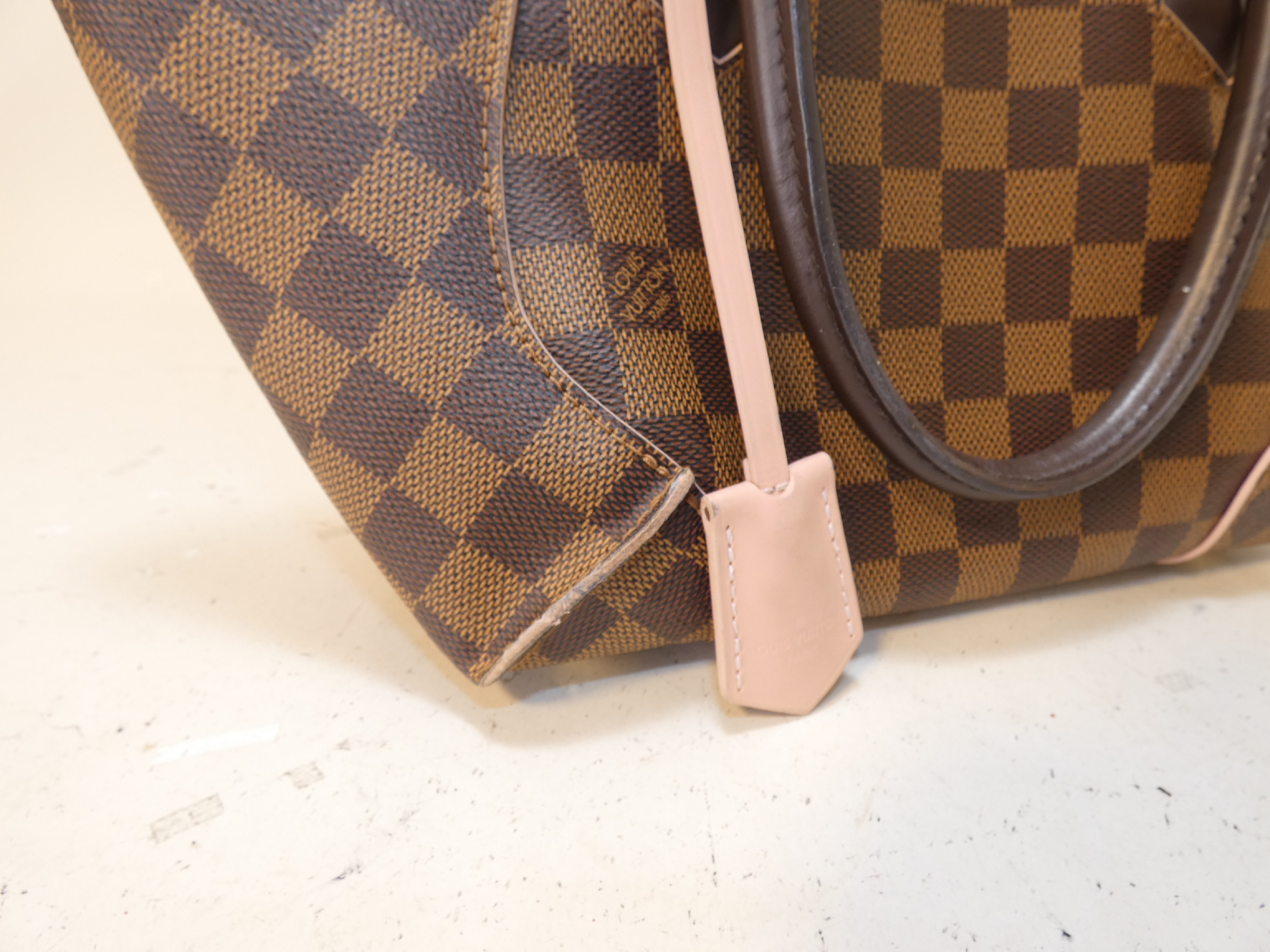 Caissa Tote PM Rose Ballerine Handbag — view 8