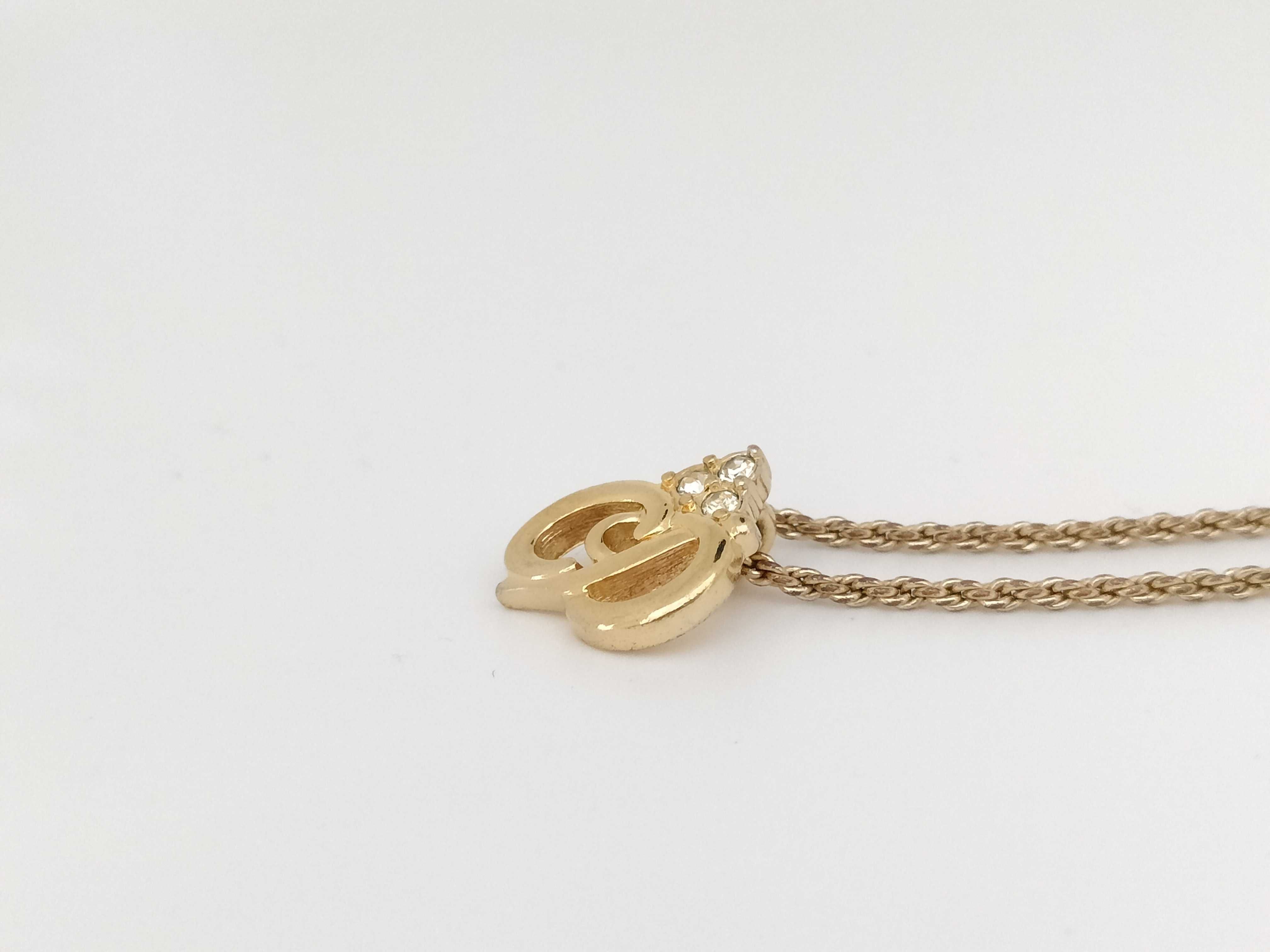 necklace — view 3