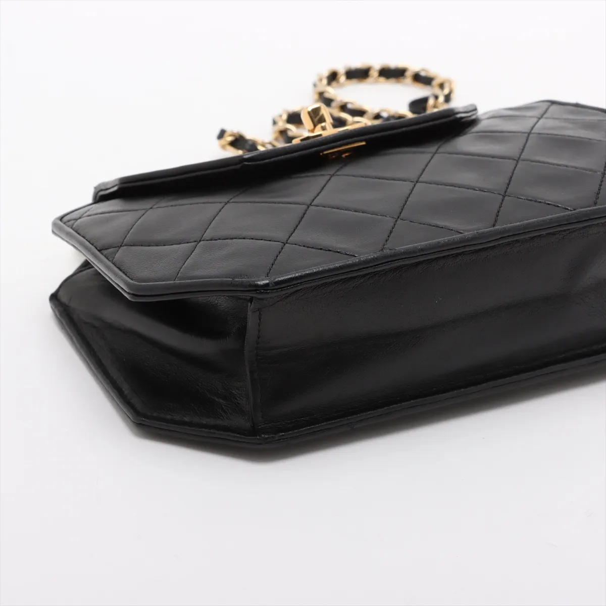 Matelasse Lambskin Chain Shoulder Bag Octagon Black Gold Hardware 1067710 No. 1 — view 4