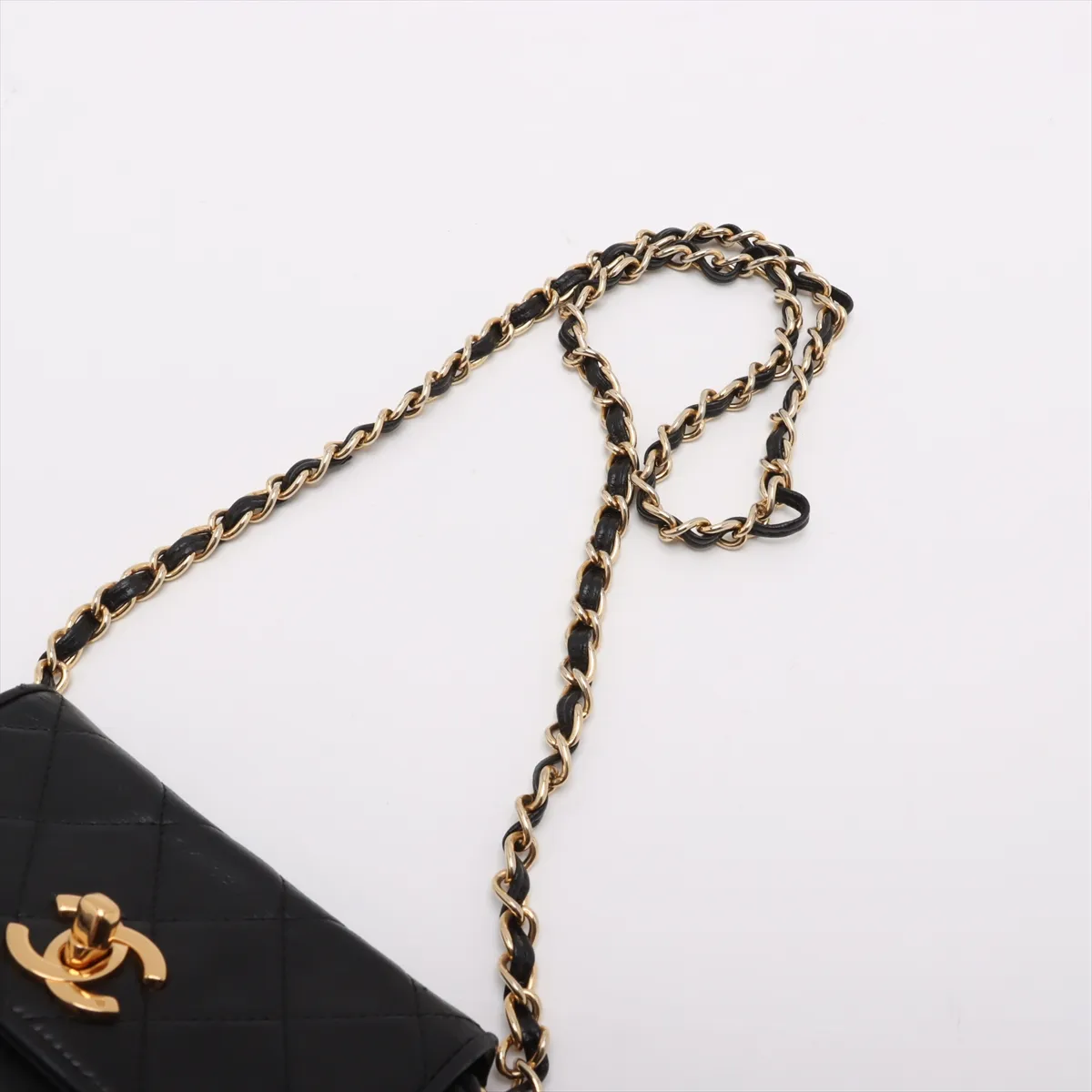 Matelasse Lambskin Chain Shoulder Bag Octagon Black Gold Hardware 1067710 No. 1 — view 5