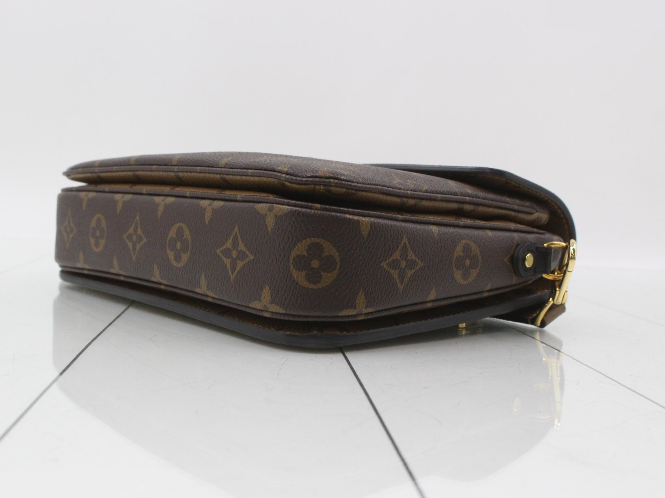 Pochette Metis MM 2-Way Shoulder/Handbag — view 6
