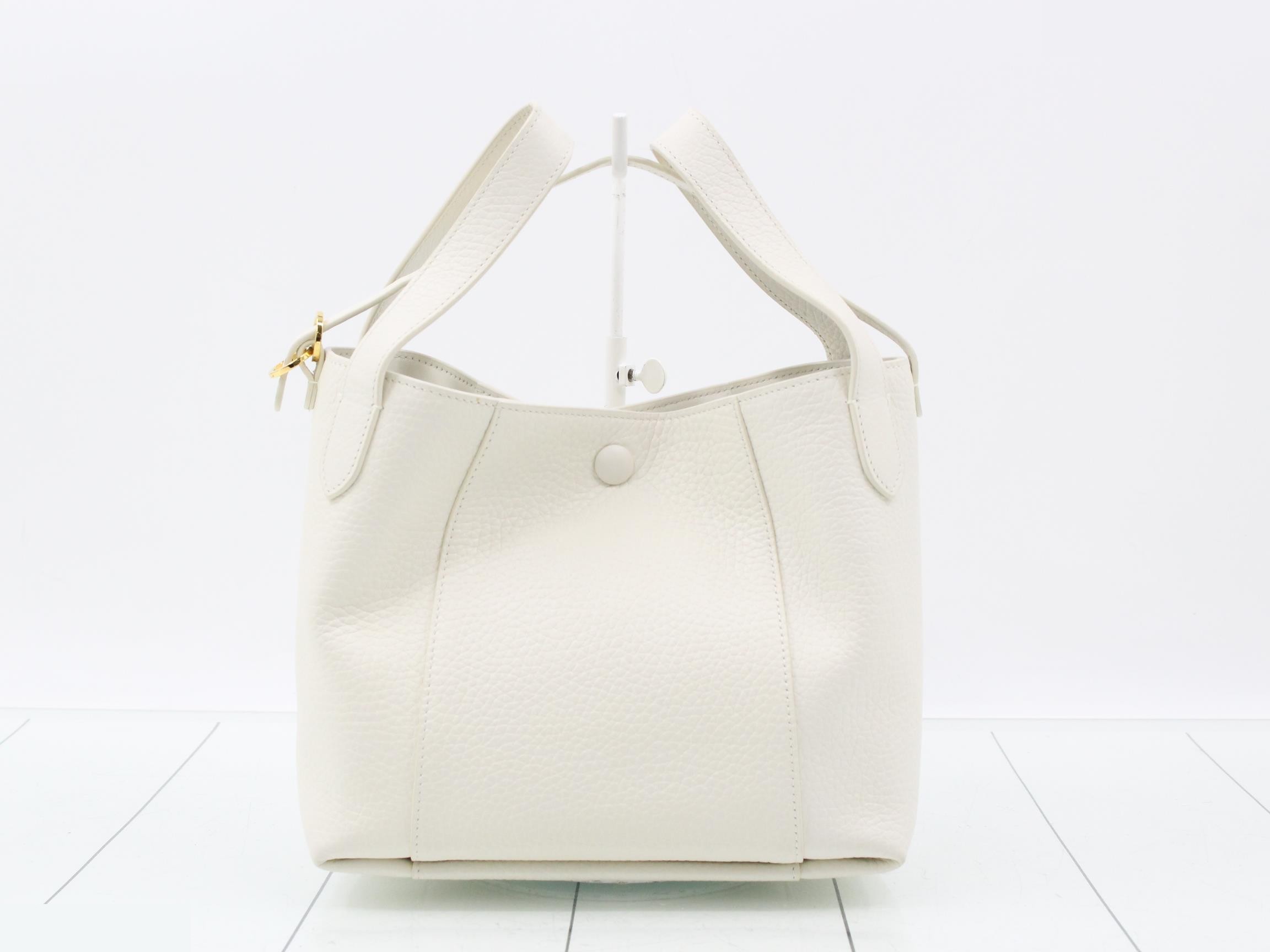 Signature Bucket White Leather 2-Way Shoulder Bag — view 2