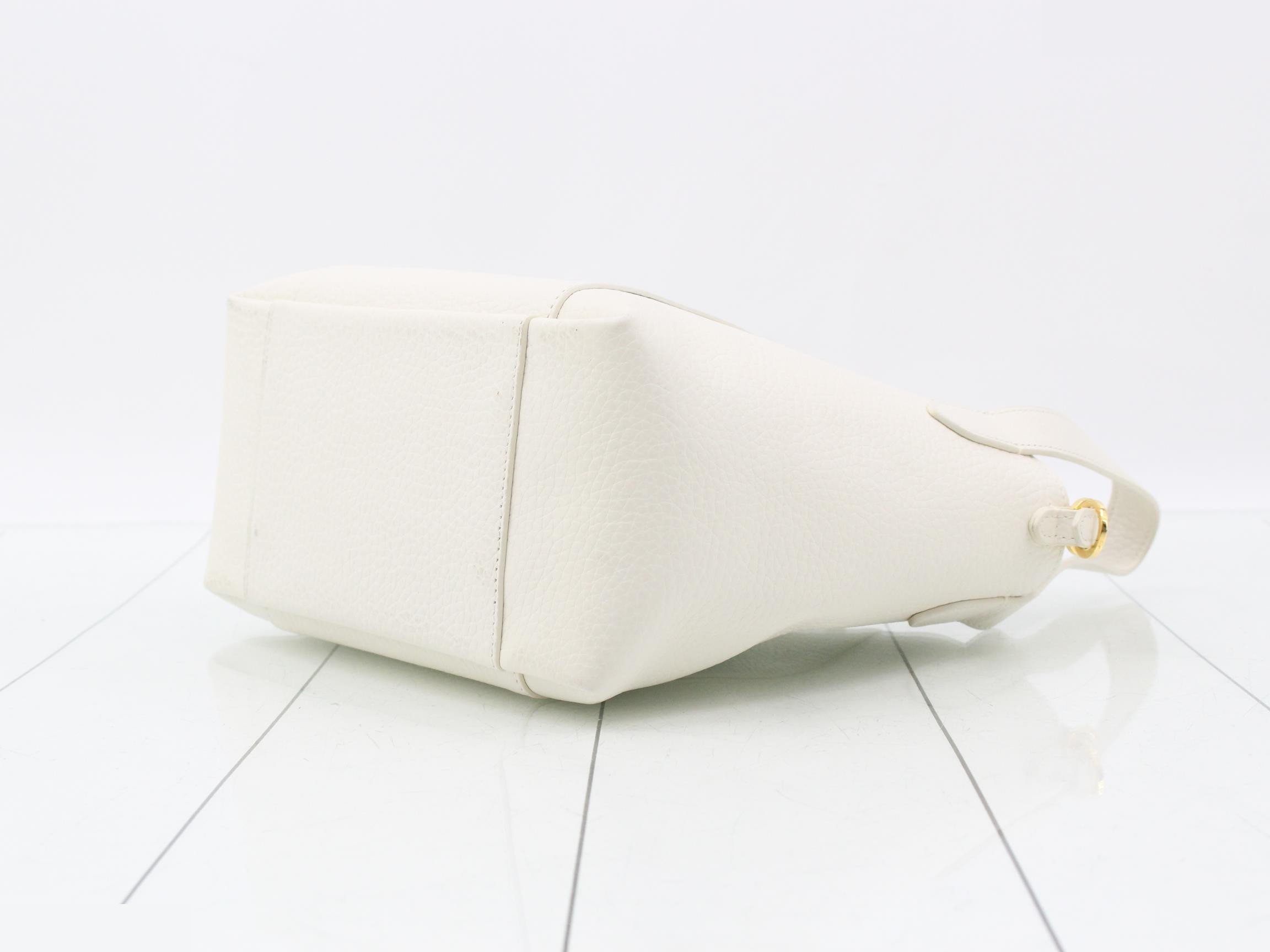 Signature Bucket White Leather 2-Way Shoulder Bag — view 6