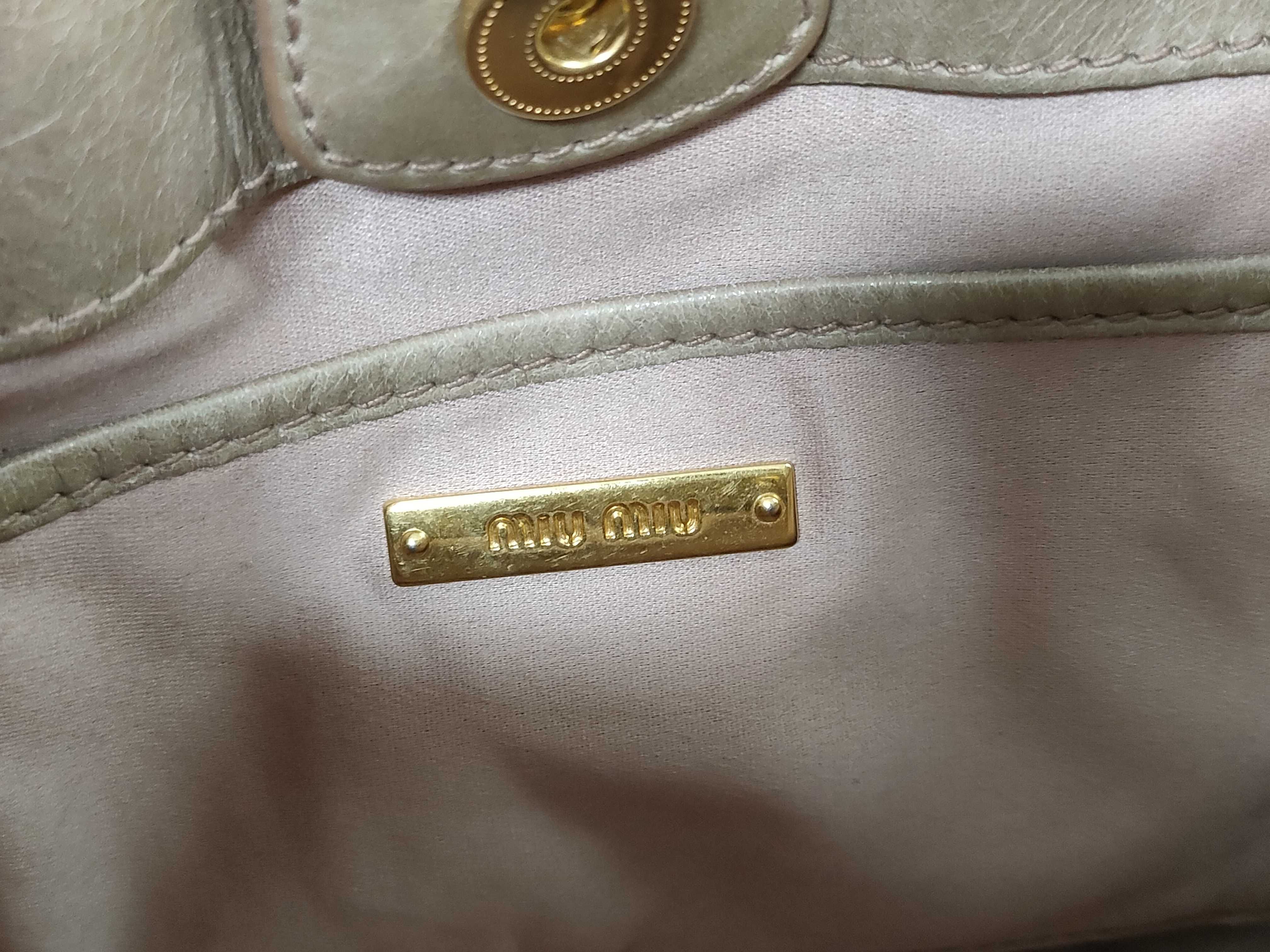 Vitello 2-way Handbag/Shoulder Bag, Beige Handbag — view 13