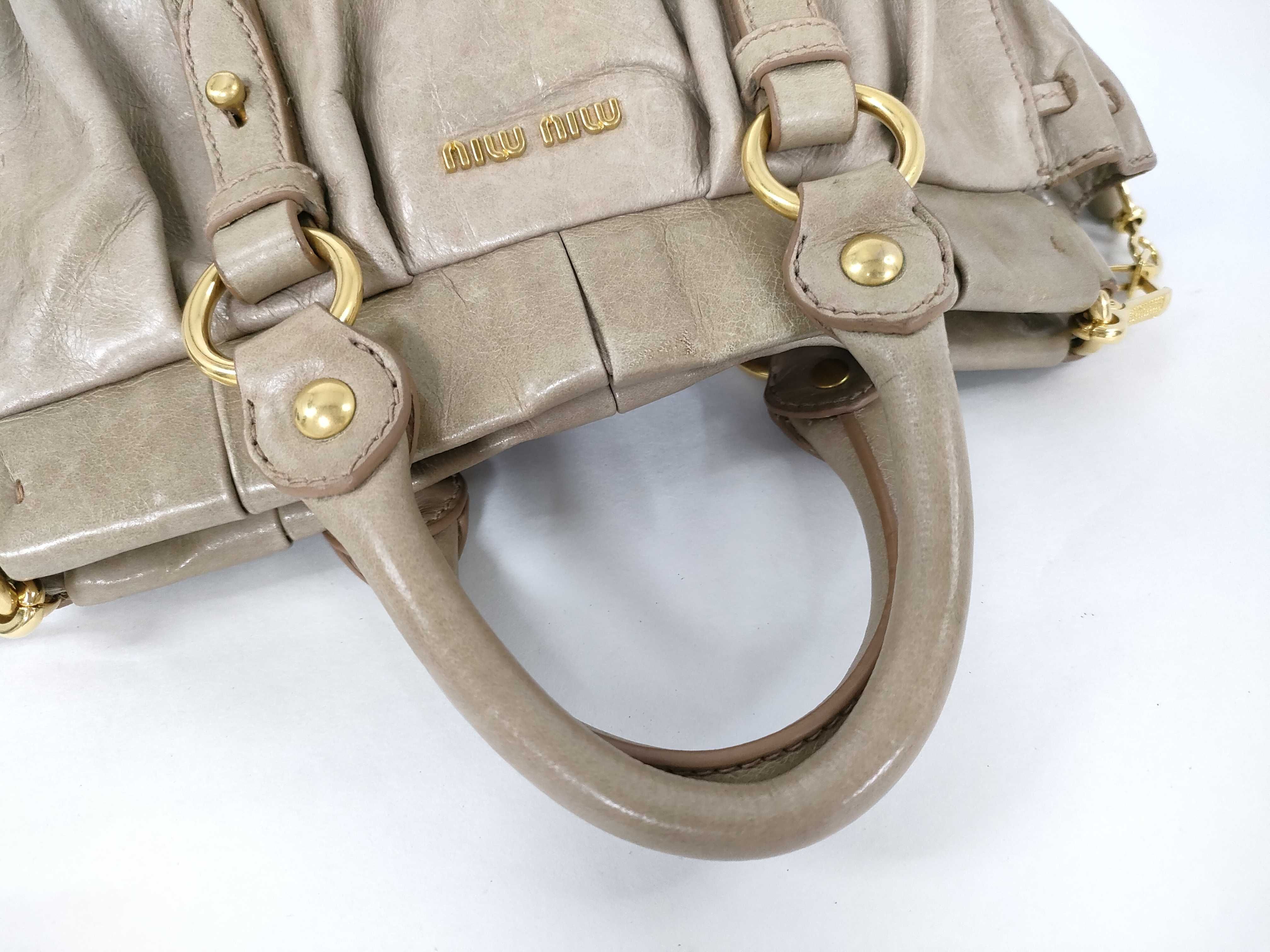 Vitello 2-way Handbag/Shoulder Bag, Beige Handbag — view 3