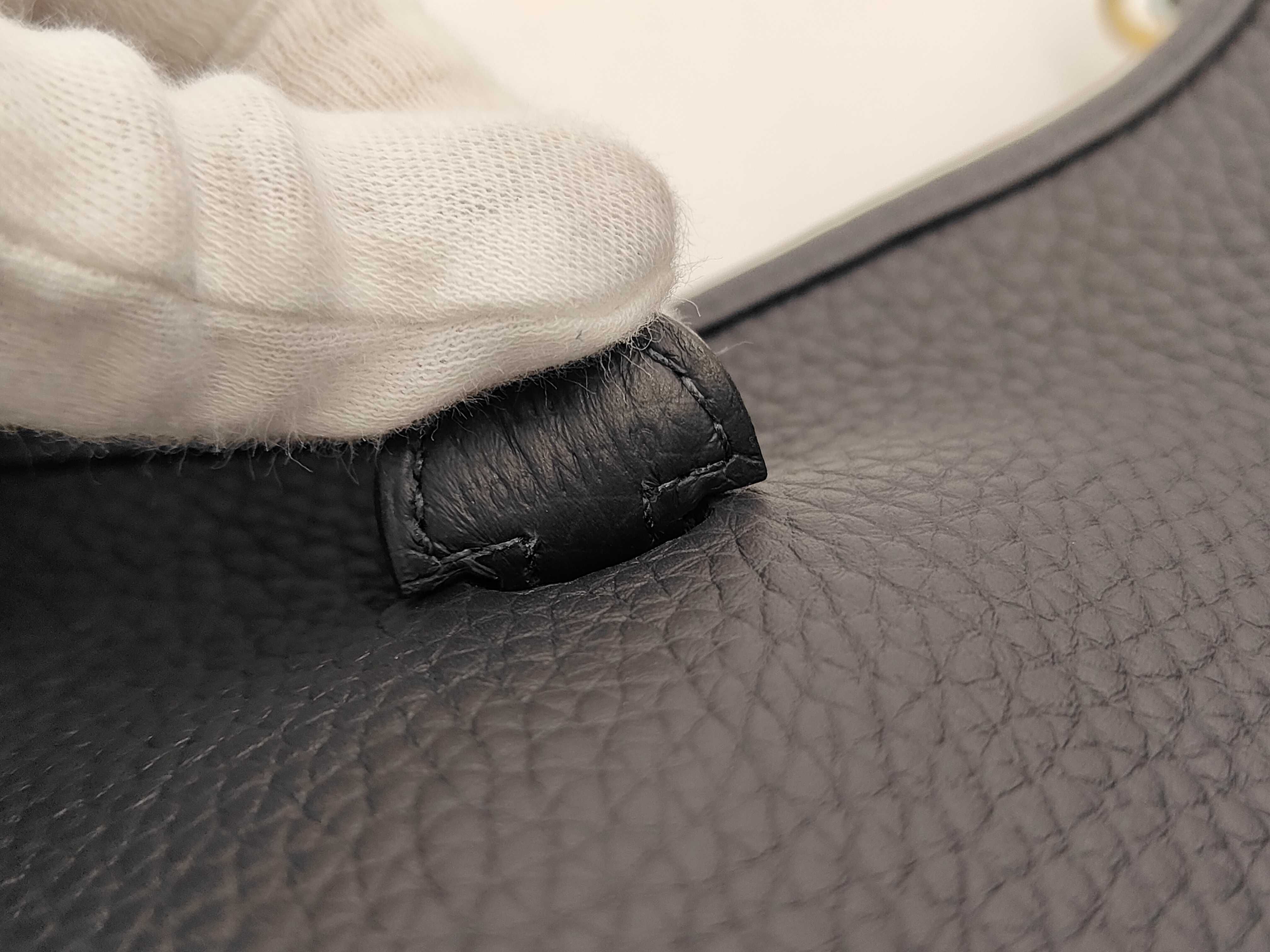 Evelyne Shoulder Bag — view 10