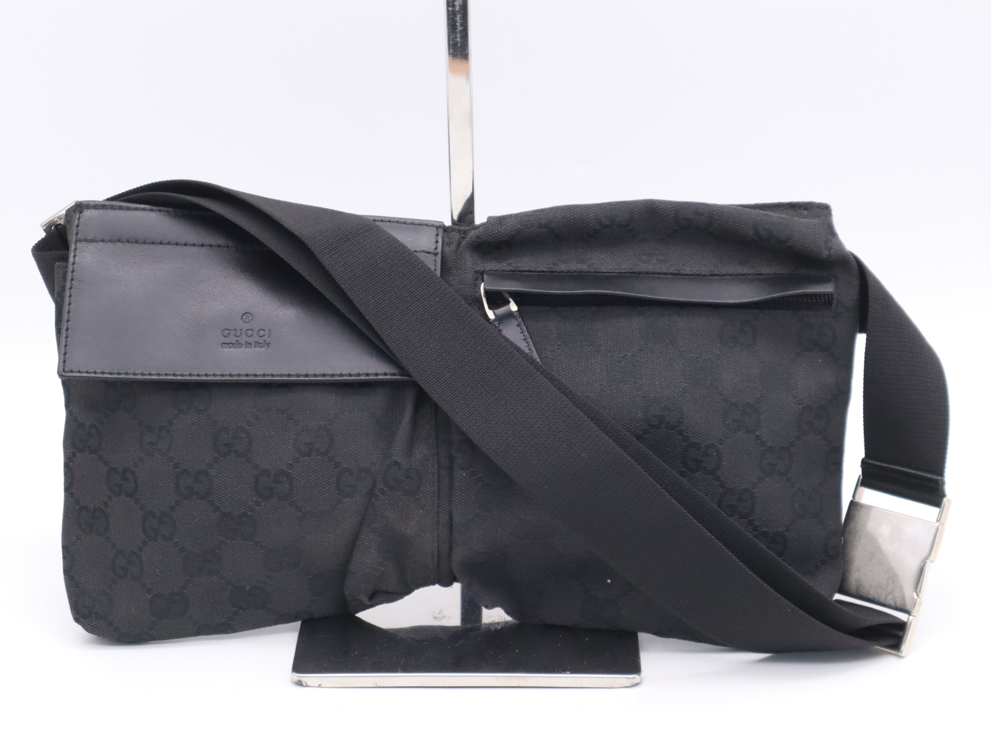 28566 Canvas x Leather GG Canvas Body Bag Black Silver Hardware Waist Bag
