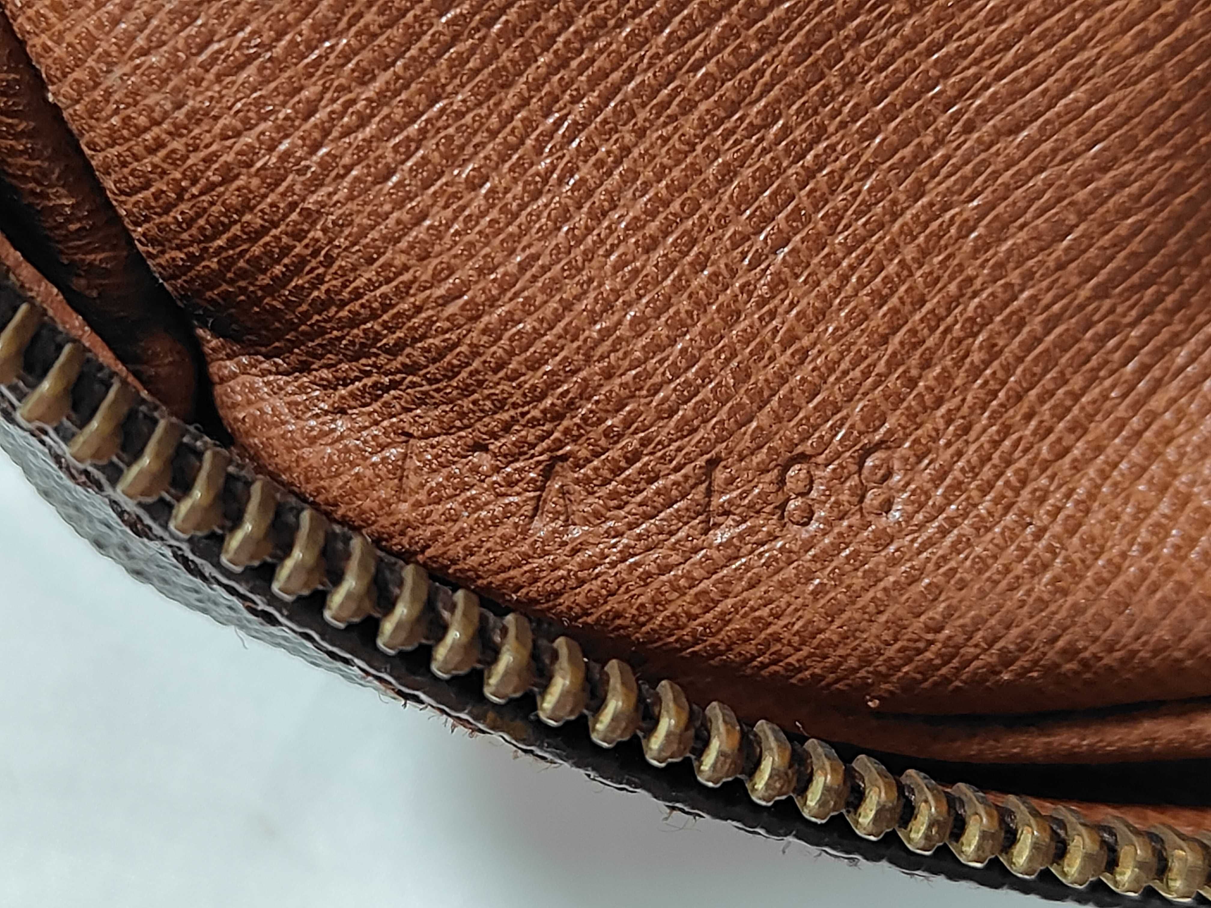 Monogram M40226 Porte Documents Voyage Business Bag — view 15