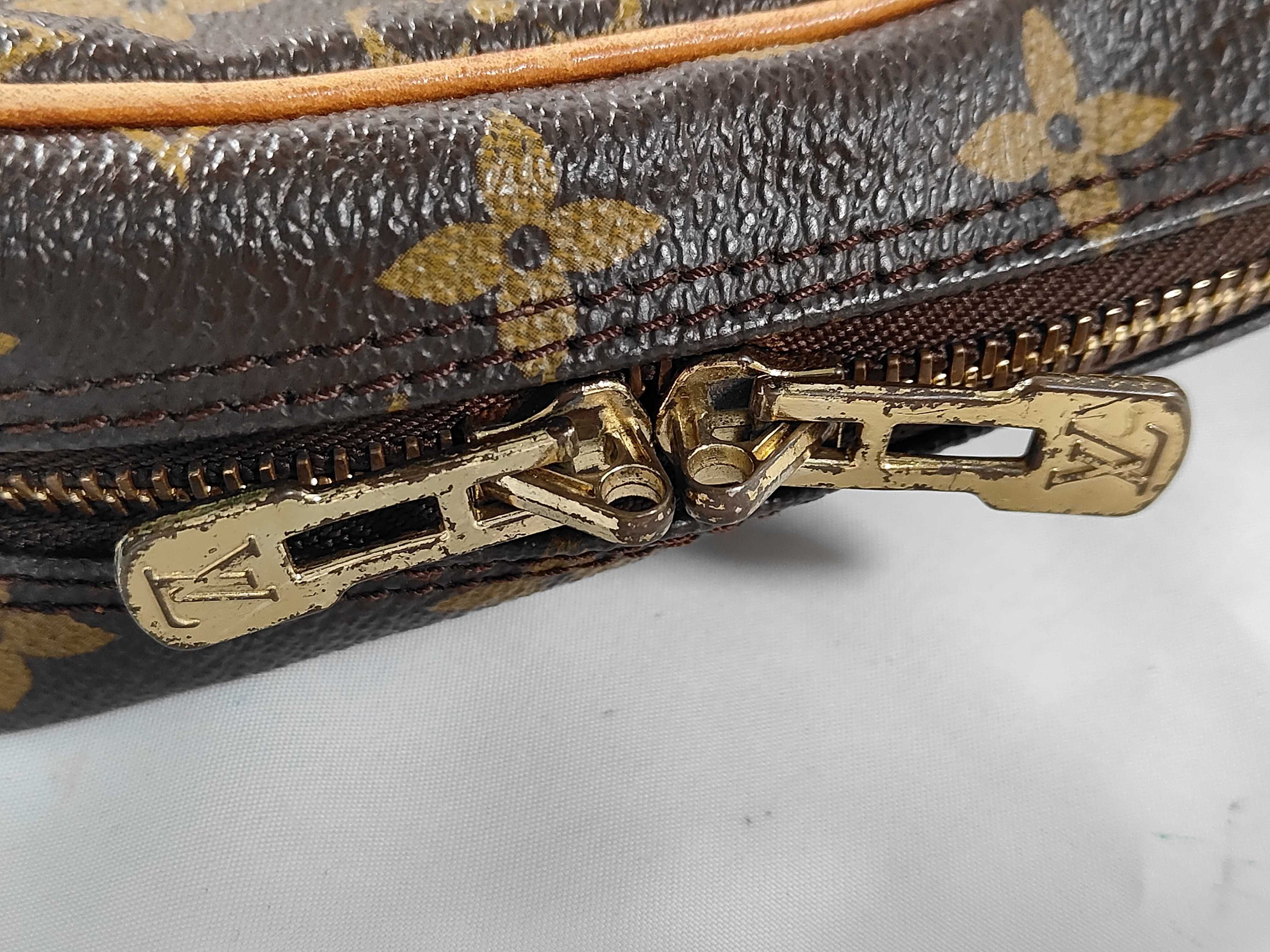 Monogram M40226 Porte Documents Voyage Business Bag — view 6