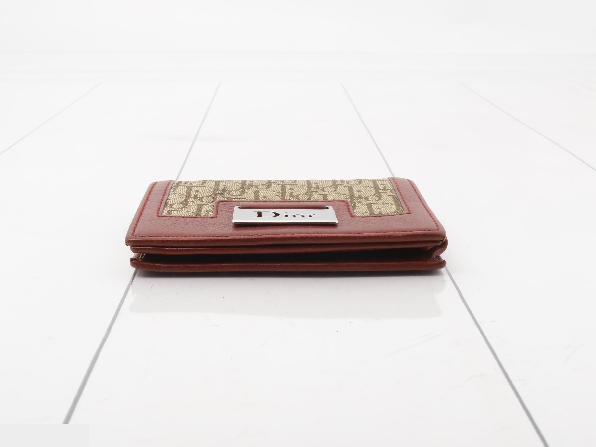 Card case, Bordeaux, W10 H7 D3 — view 3