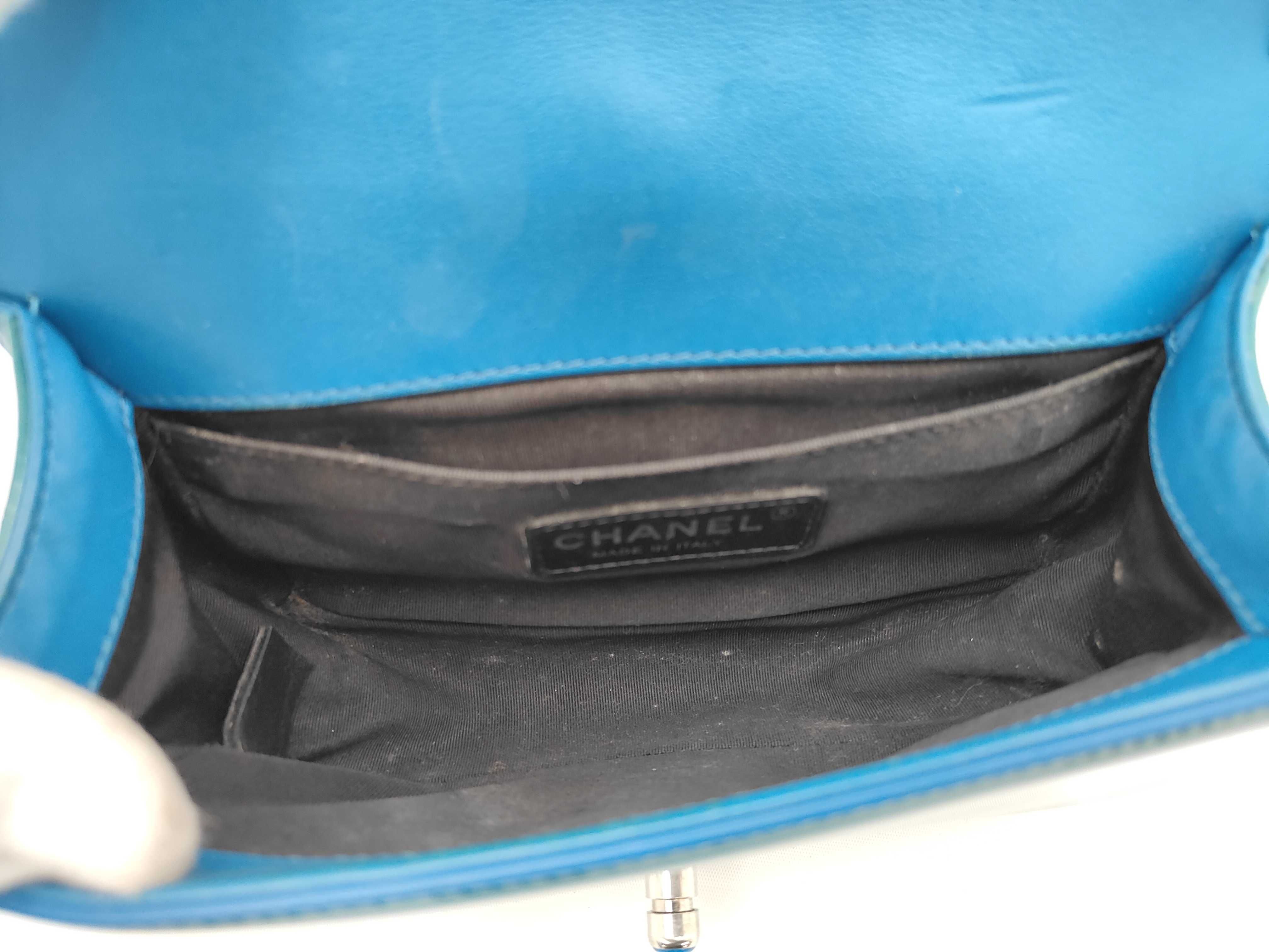 shoulder bag — view 8
