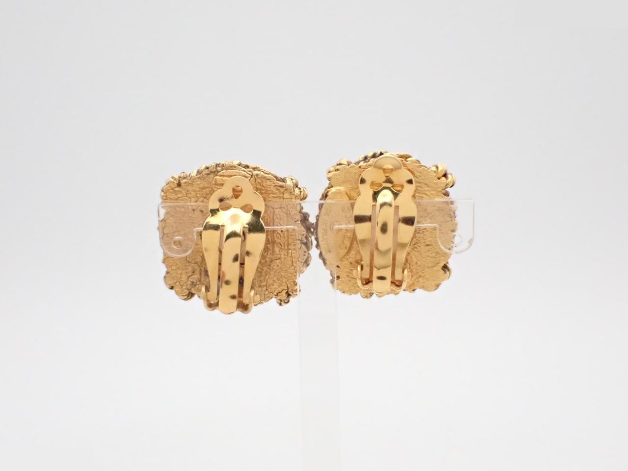 Vintage Classic (Precious Metal) Earrings — view 2