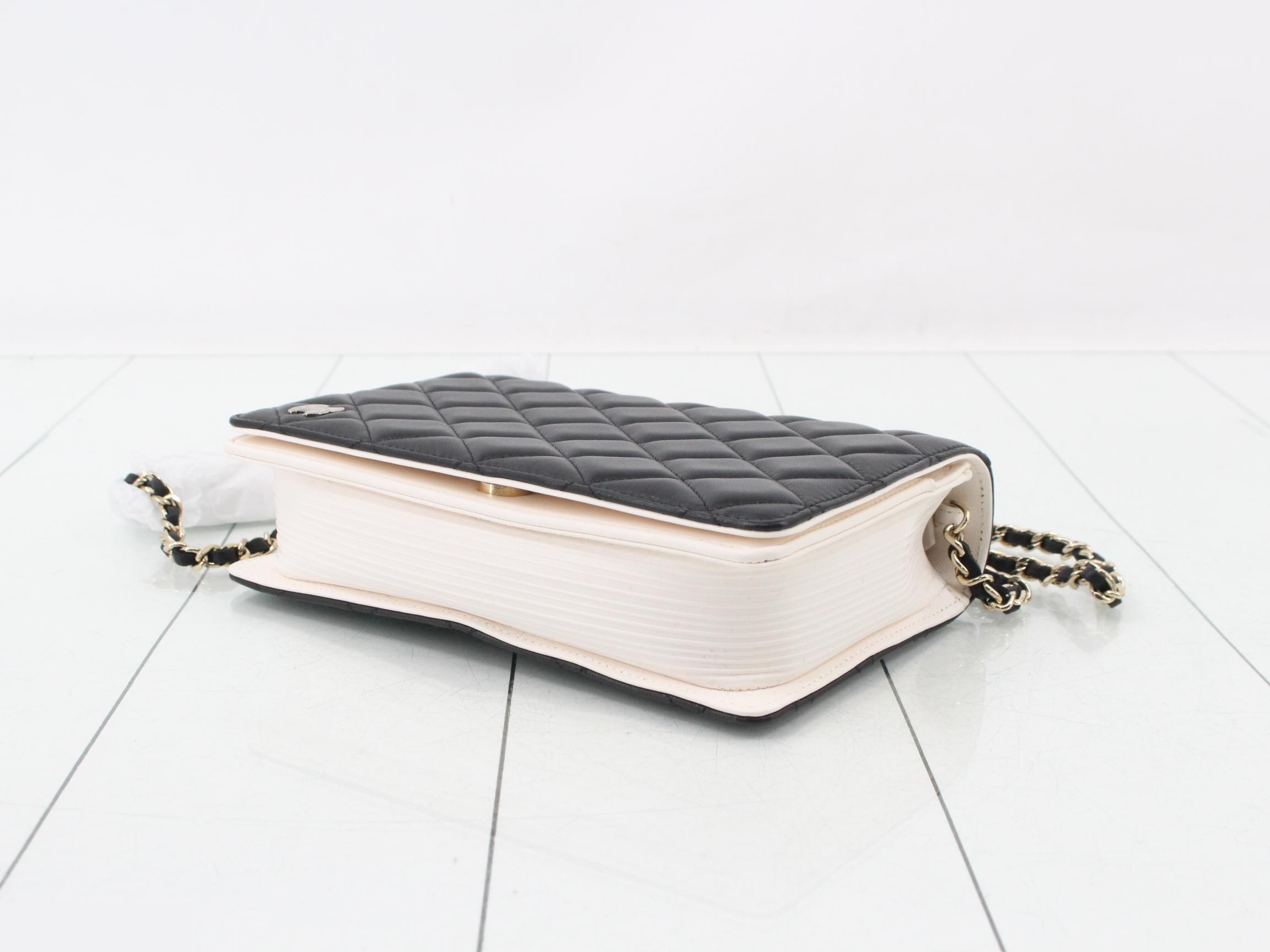 Matelassé Lambskin Book-Shaped Chain Shoulder Bag — view 6