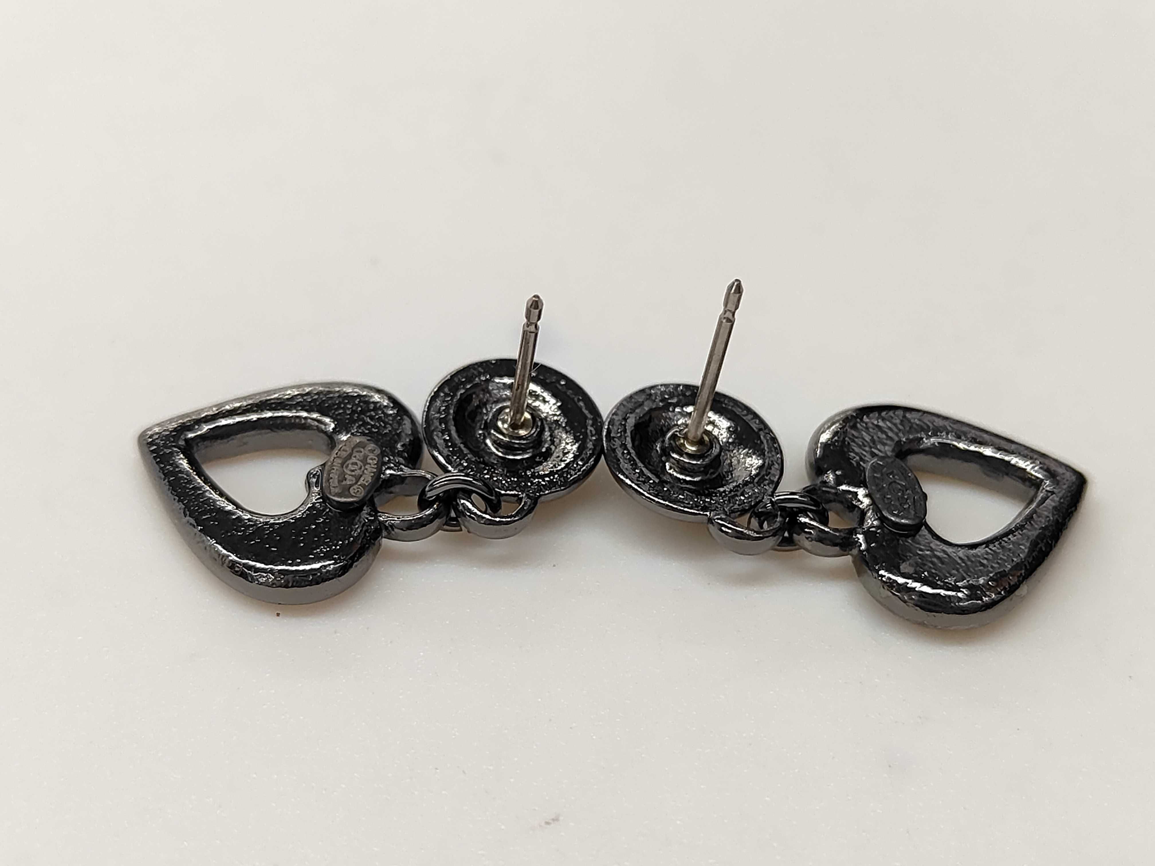 03A Coco Mark Heart Earrings — view 4