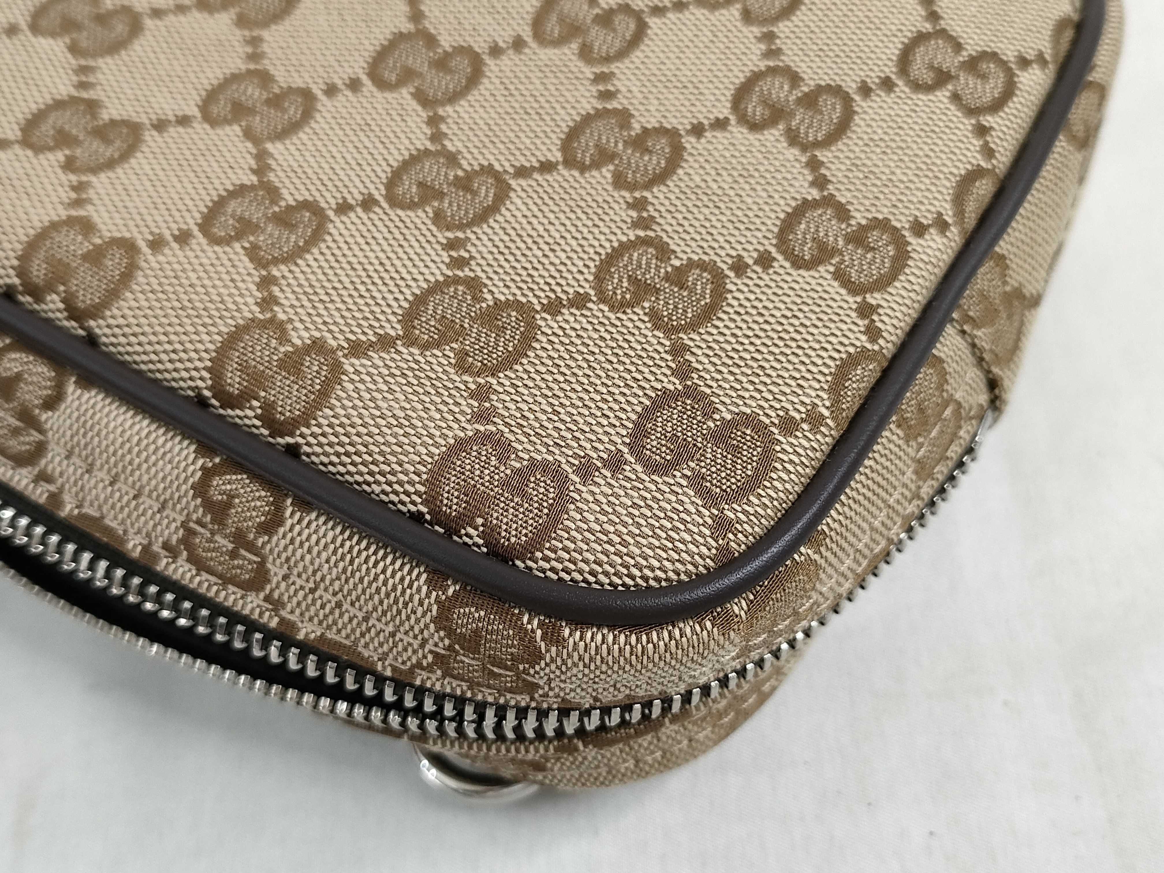 GG canvas unused GG shoulder bag — view 14