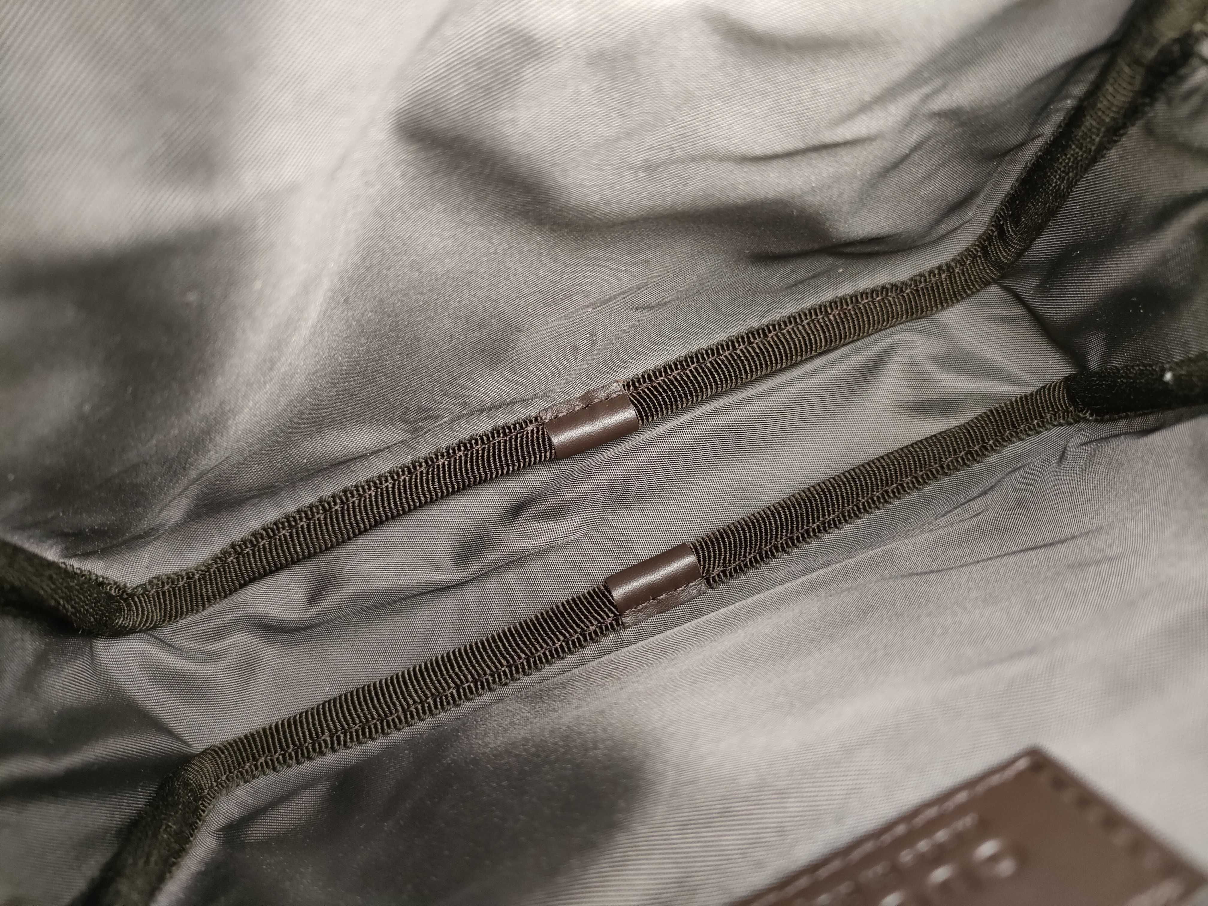 GG canvas unused GG shoulder bag — view 10