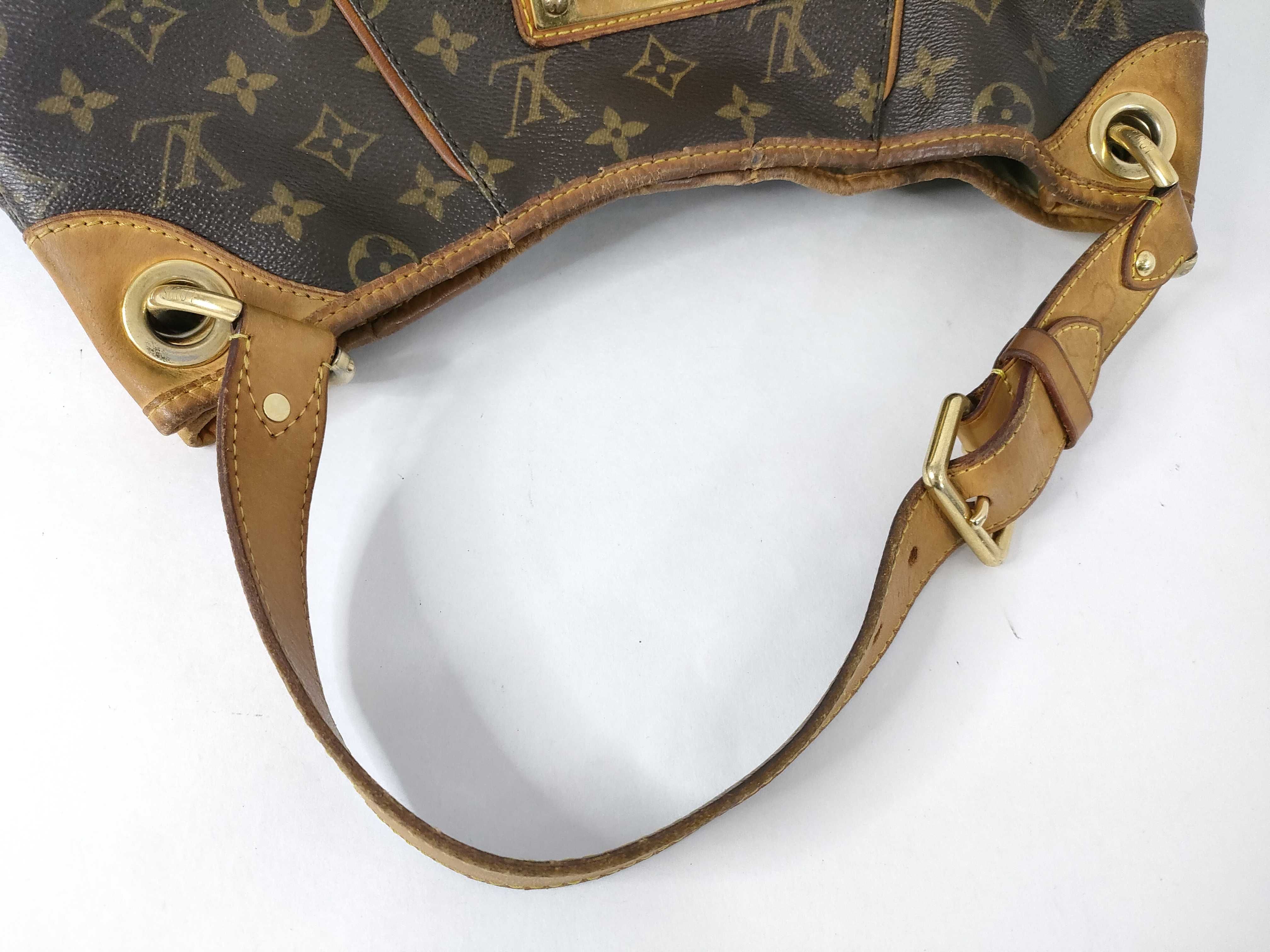 Monogram Louis Vuitton Monogram Galliera PM M56382 Handbag — view 3