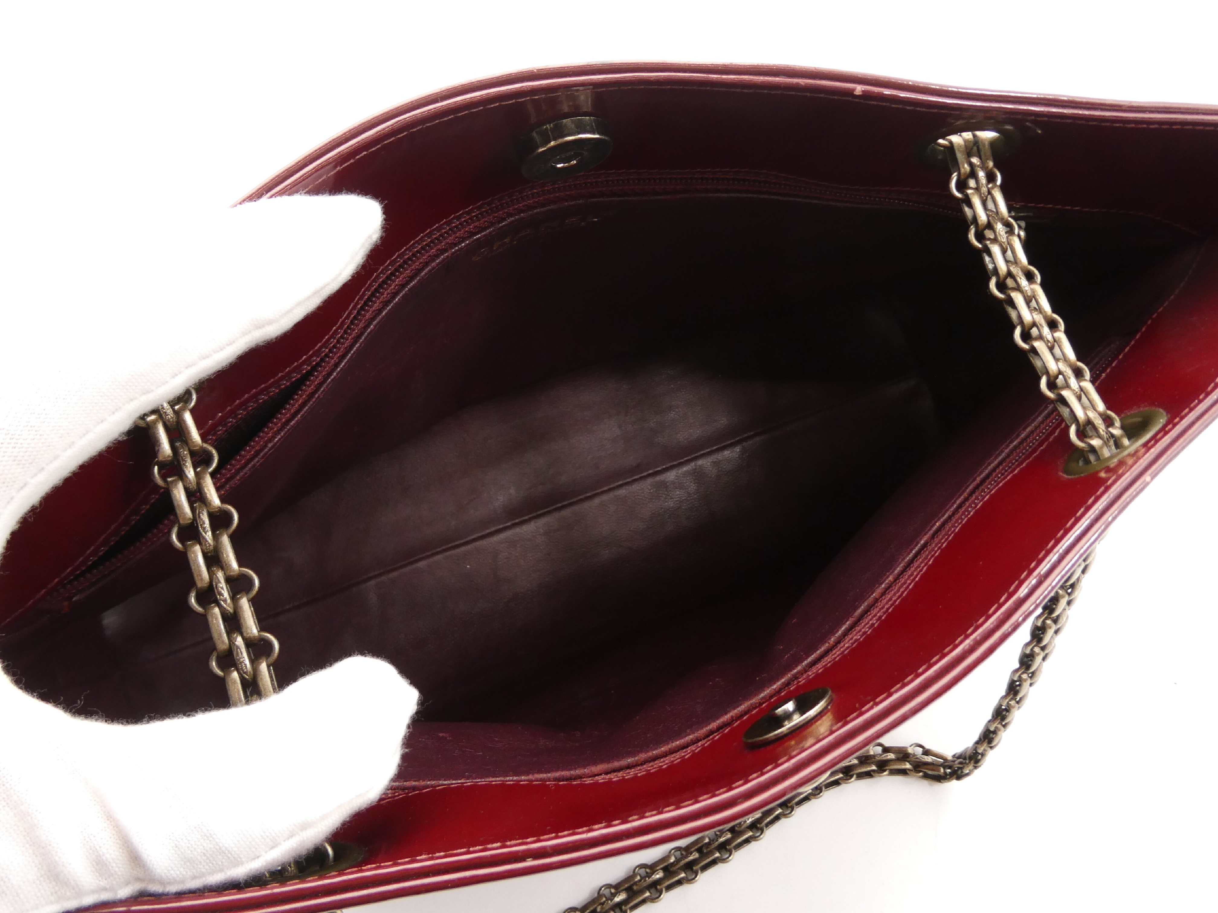 Coco Mark Enamel Chain Tote Bag — view 7