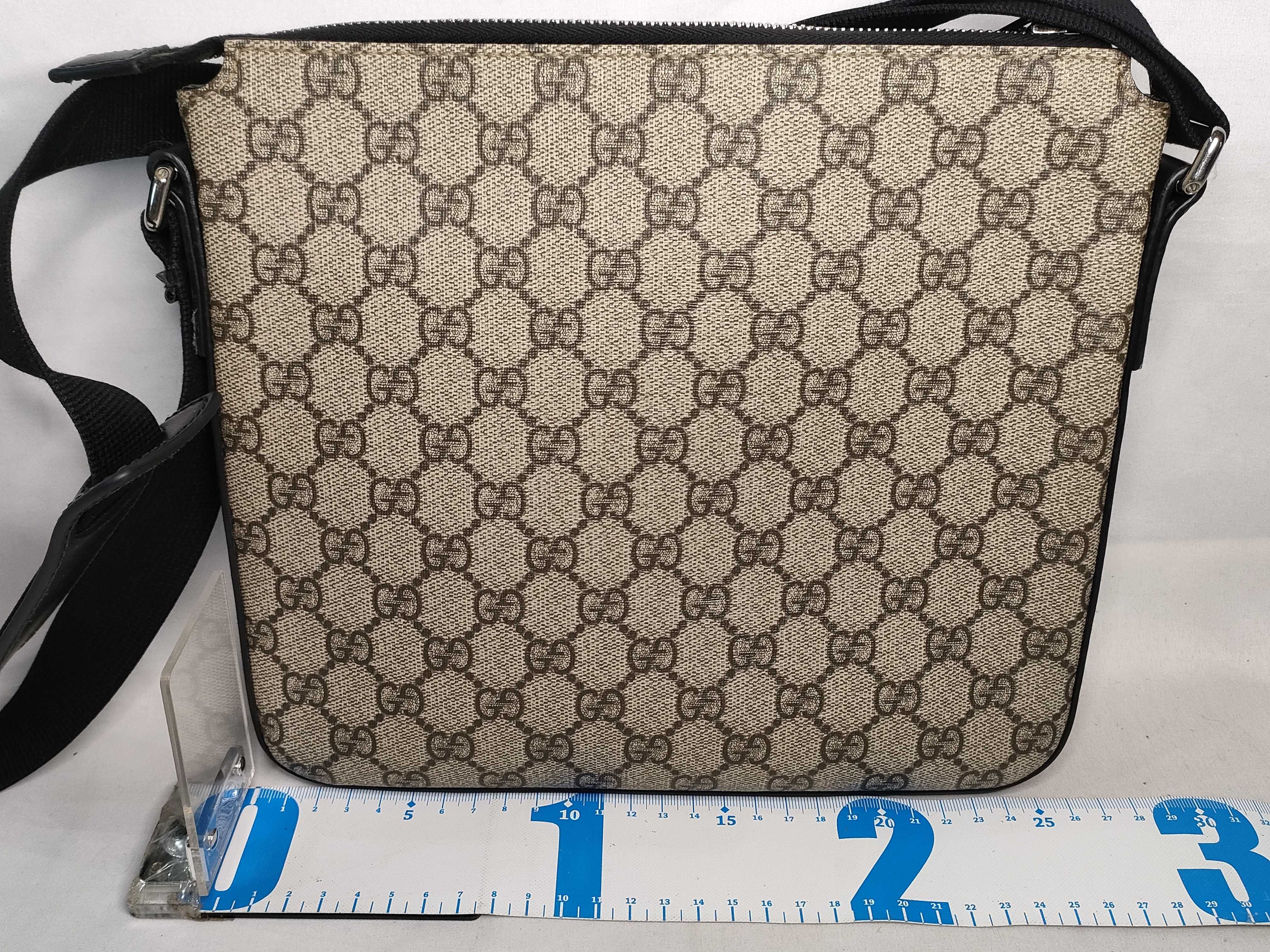 GG Supreme PH- Beige GG Supreme Mono Canvas Messenger Bag 25cm Shoulder Bag — view 2