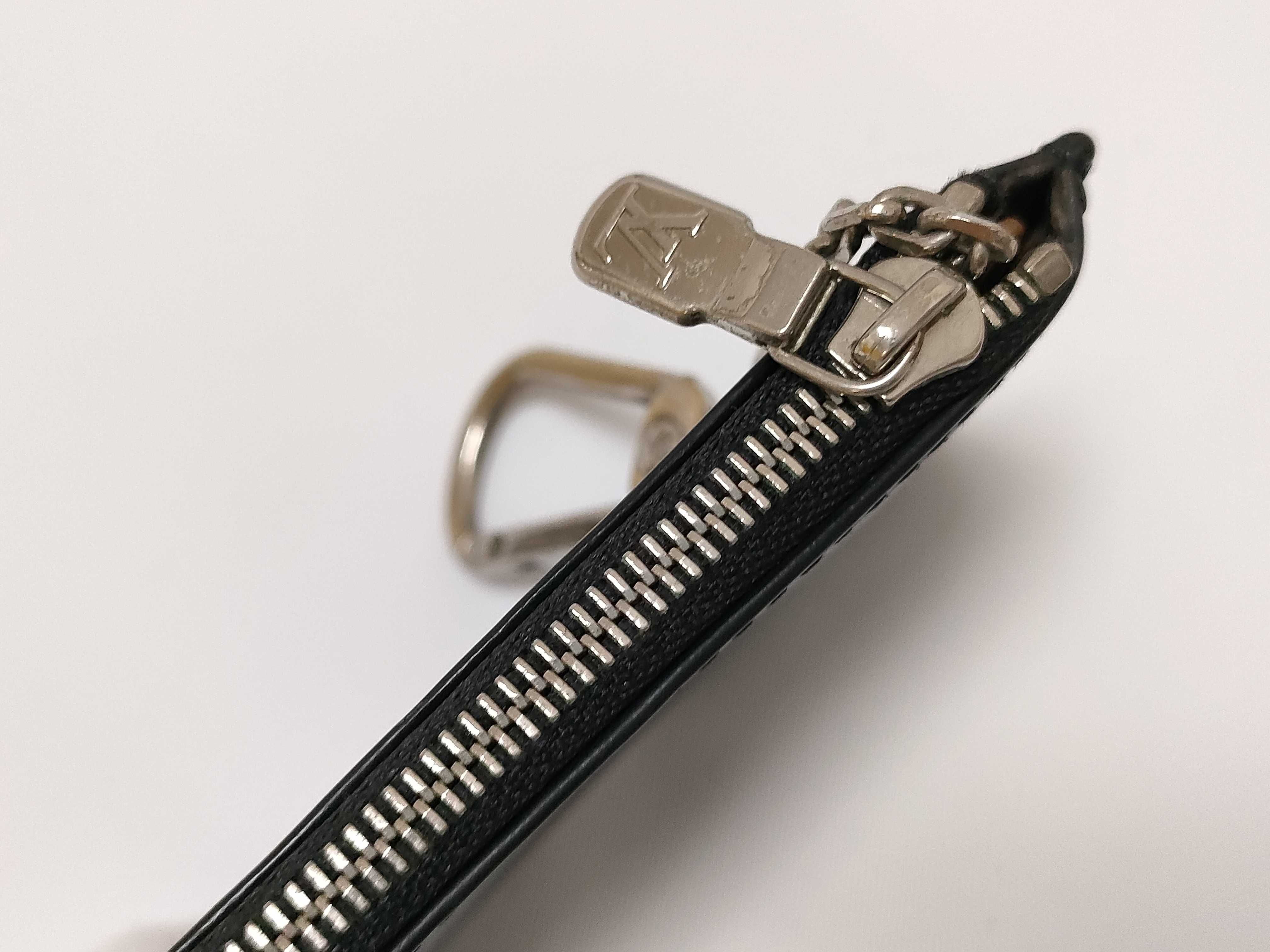Epi Pochette Clé M63802 Key Case — view 7