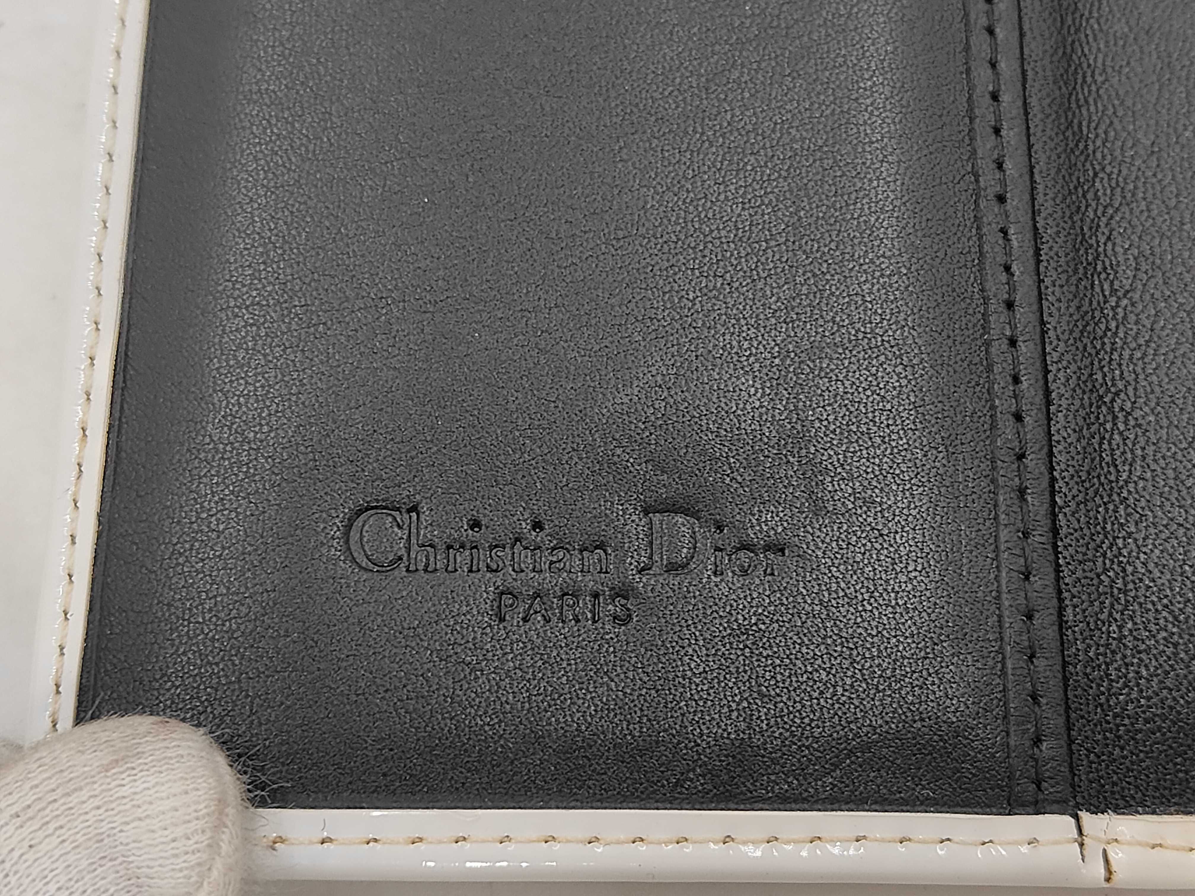 long wallet — view 7
