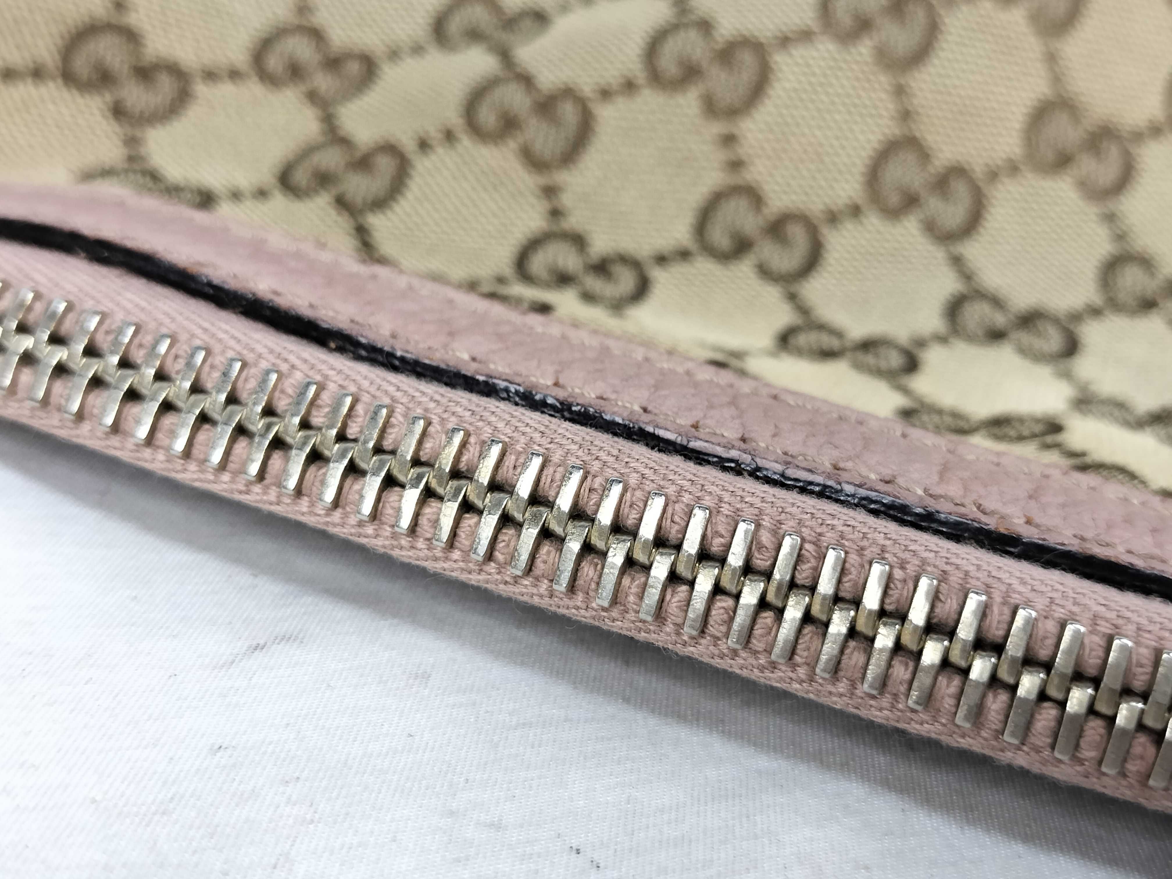 GG Canvas Gucci Tote Bag — view 6