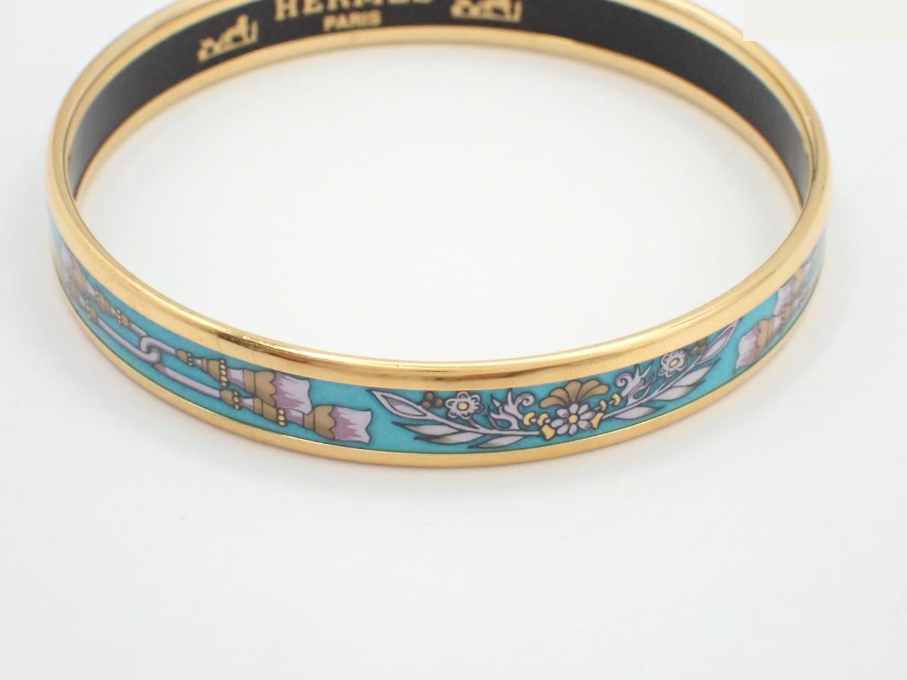Enamel bangle, wrist circumference approximately 19.5 cm — view 3