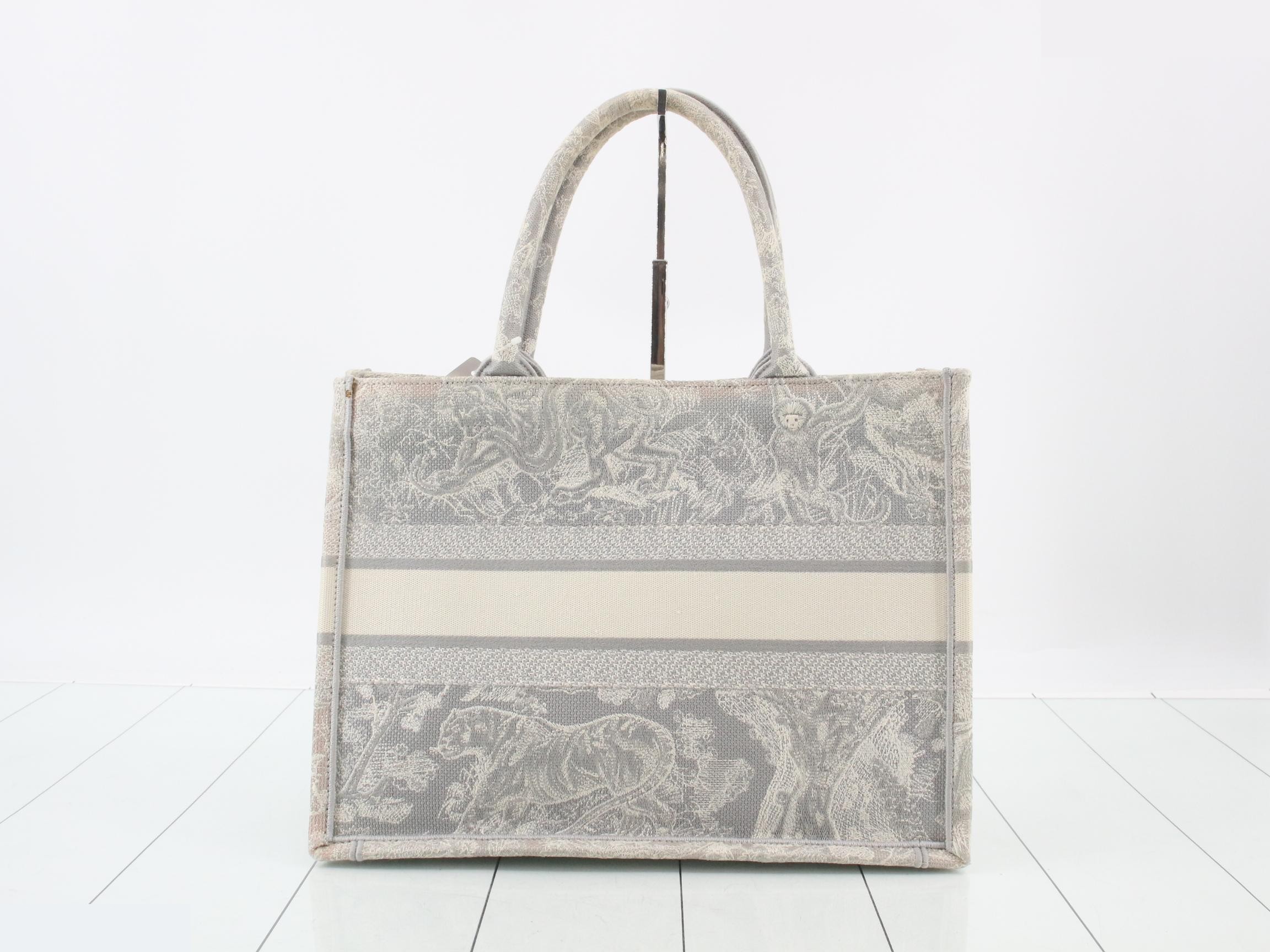 Other lines: Bags & Tote Bags - Book Tote — view 2