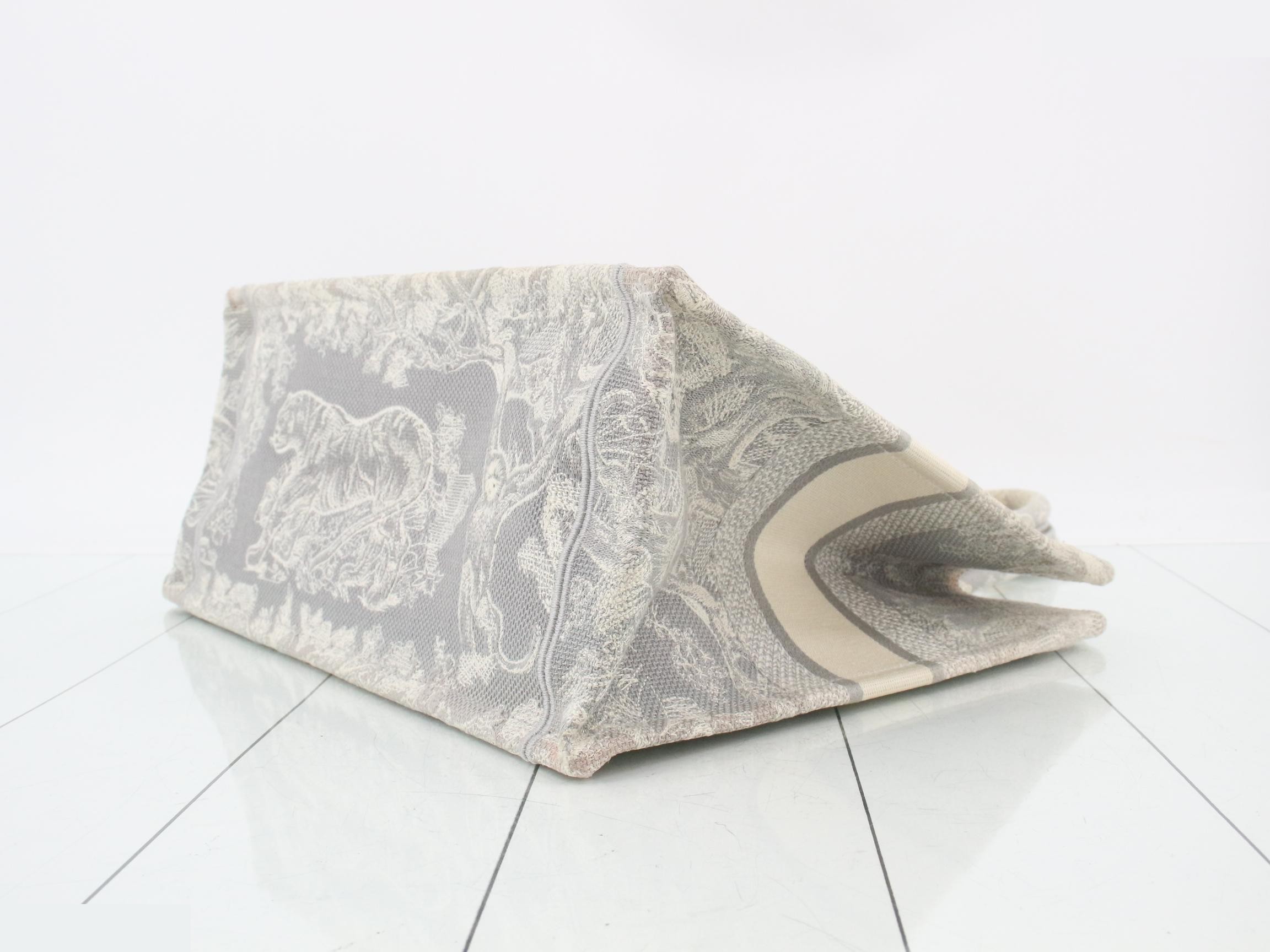 Other lines: Bags & Tote Bags - Book Tote — view 6