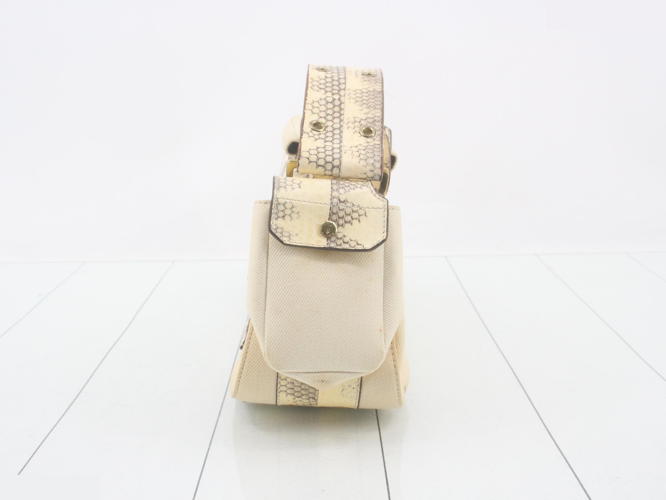 Pouch included. Street chic python design. — view 3