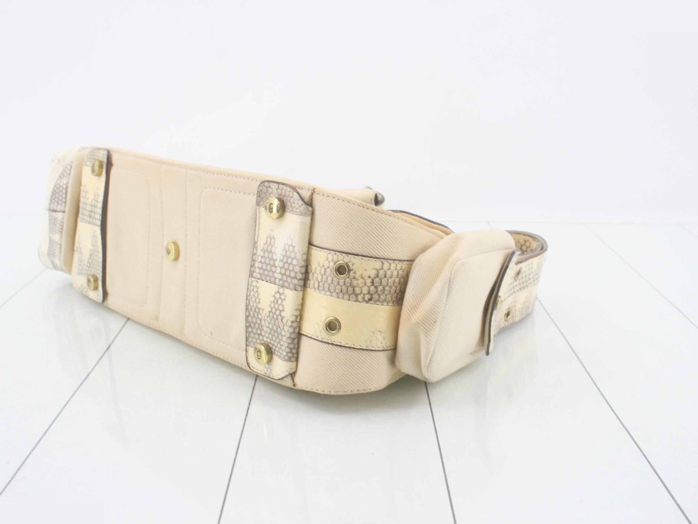 Pouch included. Street chic python design. — view 6