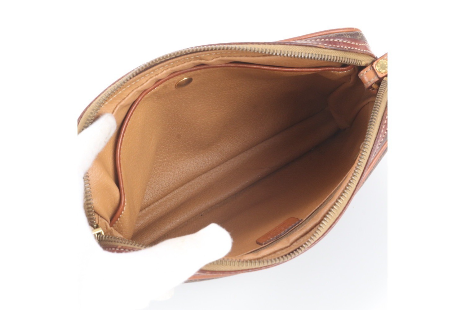 Macadam MC96 Leather Second Bag — view 7