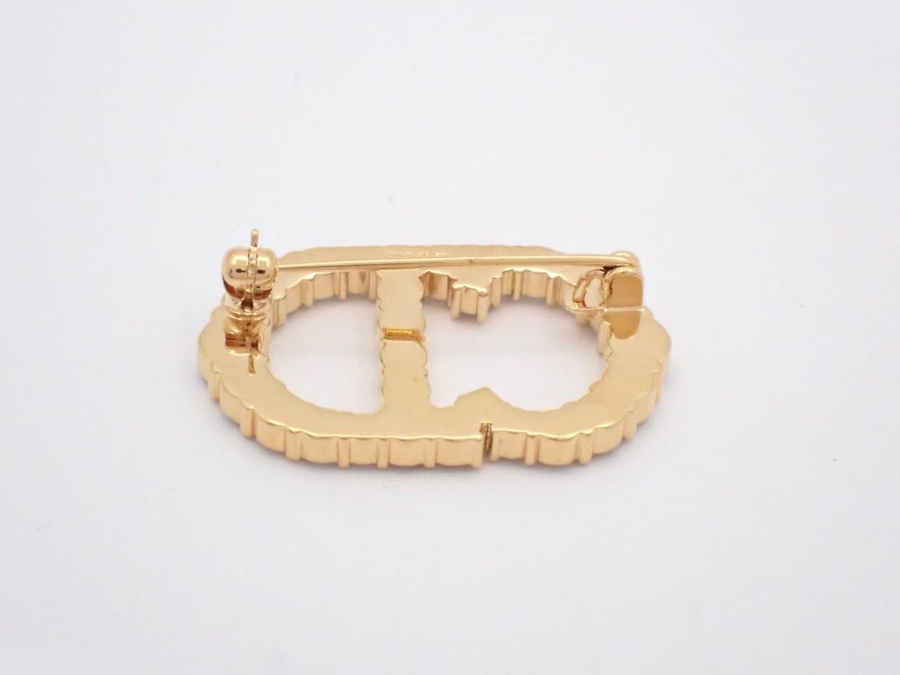 gold — view 2
