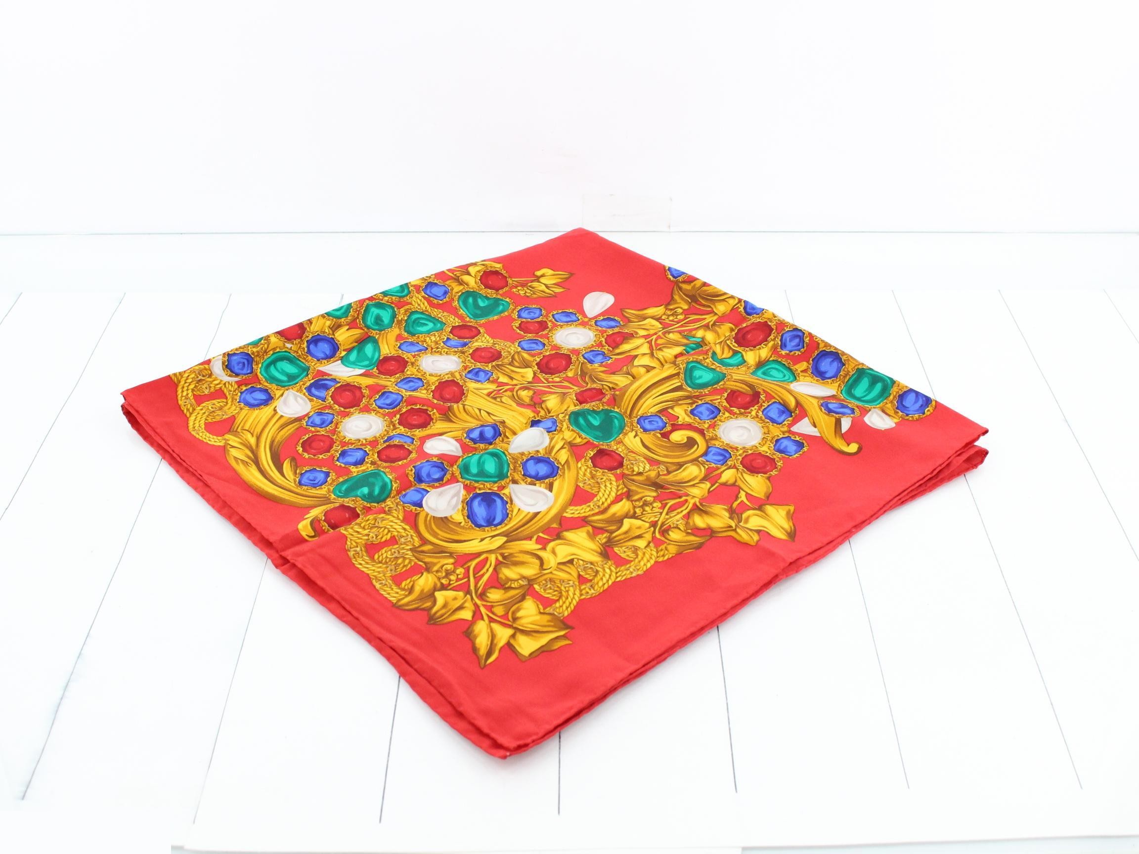 scarf — view 2
