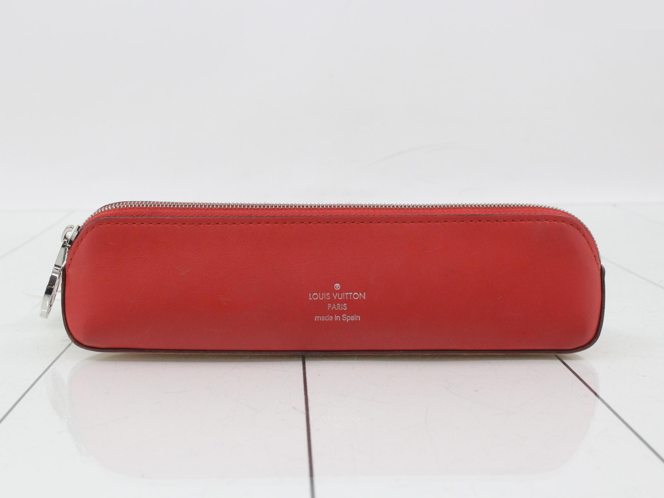 brush bag — view 2