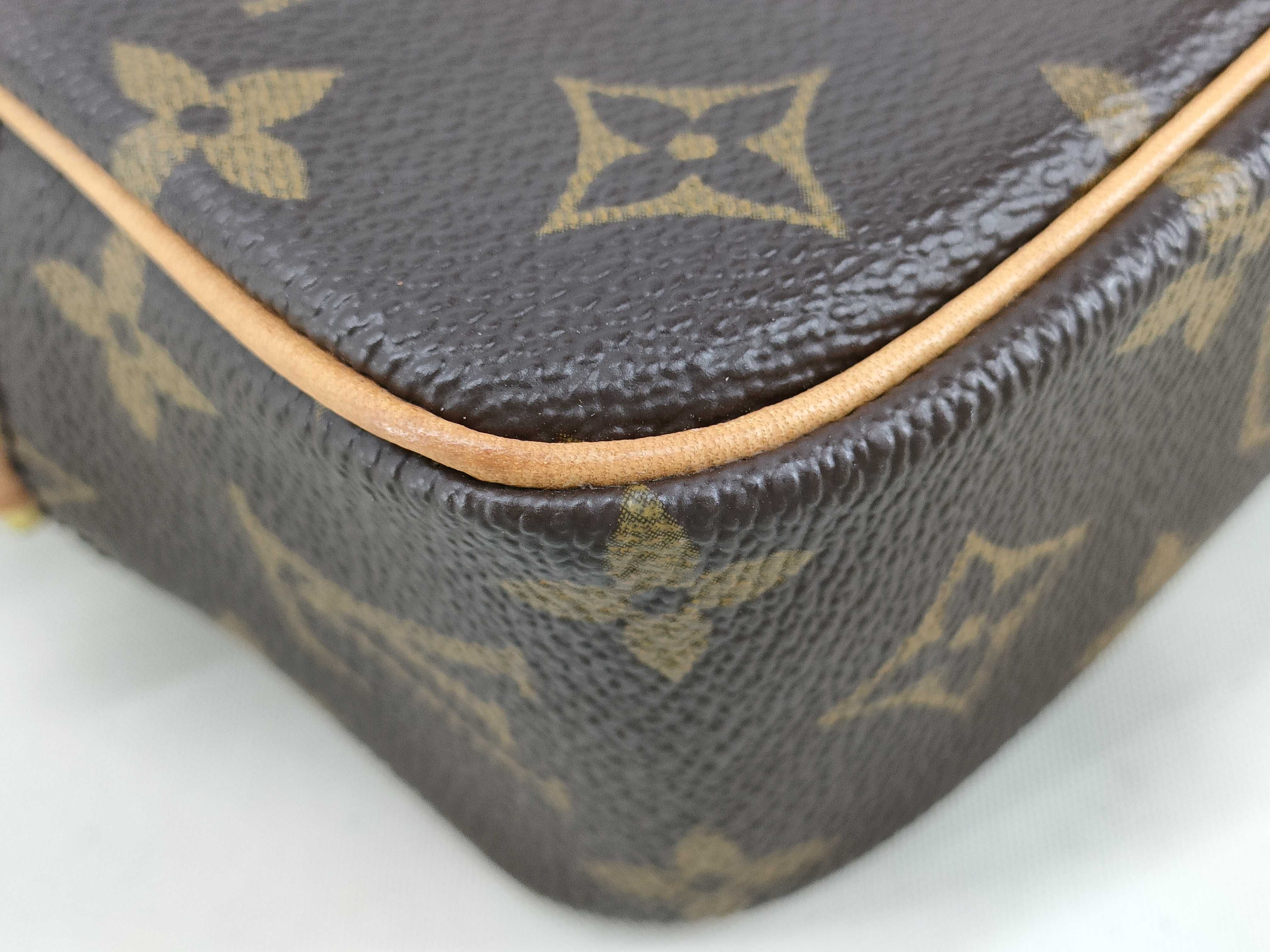 Monogram Pochette Cite M51183 MI1002 Shoulder Bag — view 4