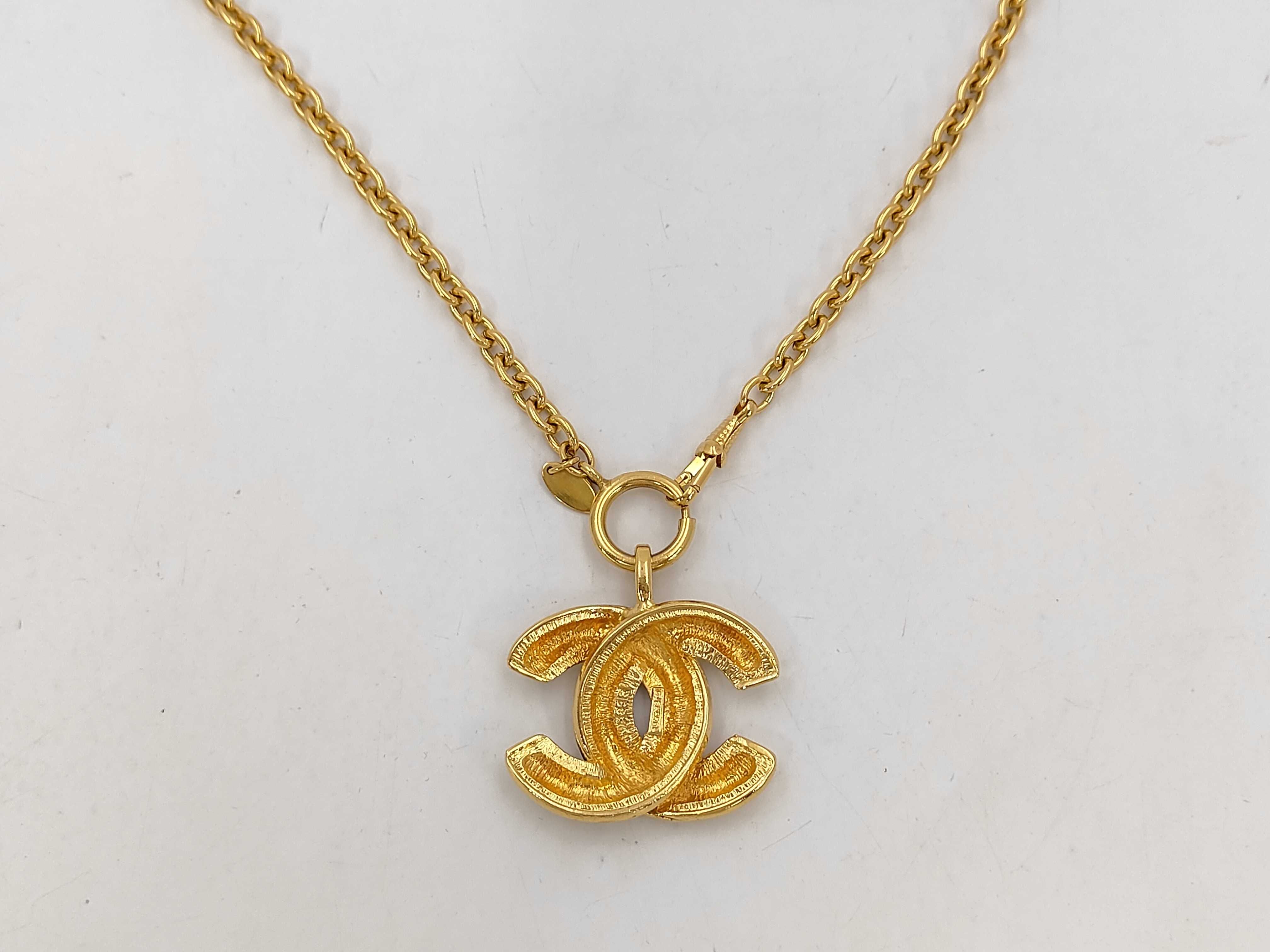 Matelassé 3859 Gold Necklace — view 2