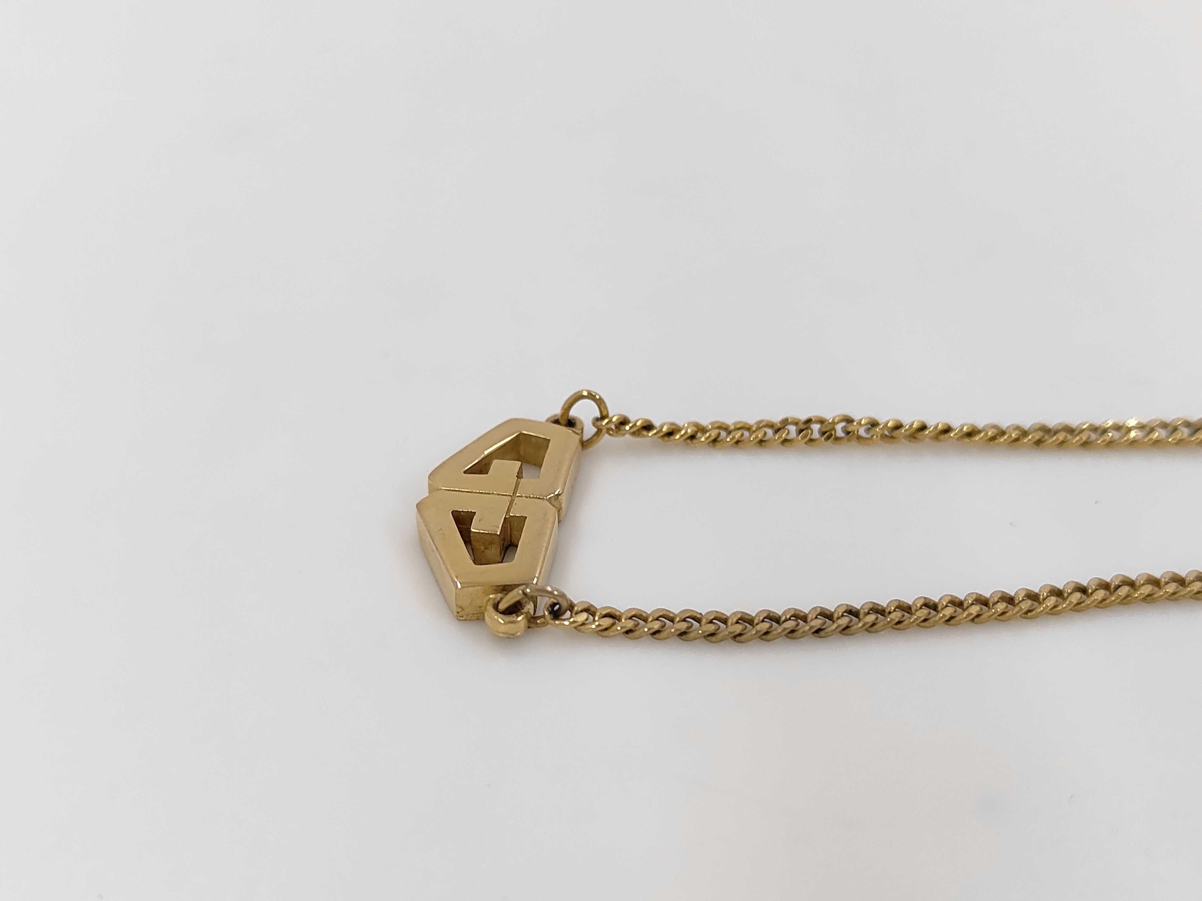 necklace — view 2