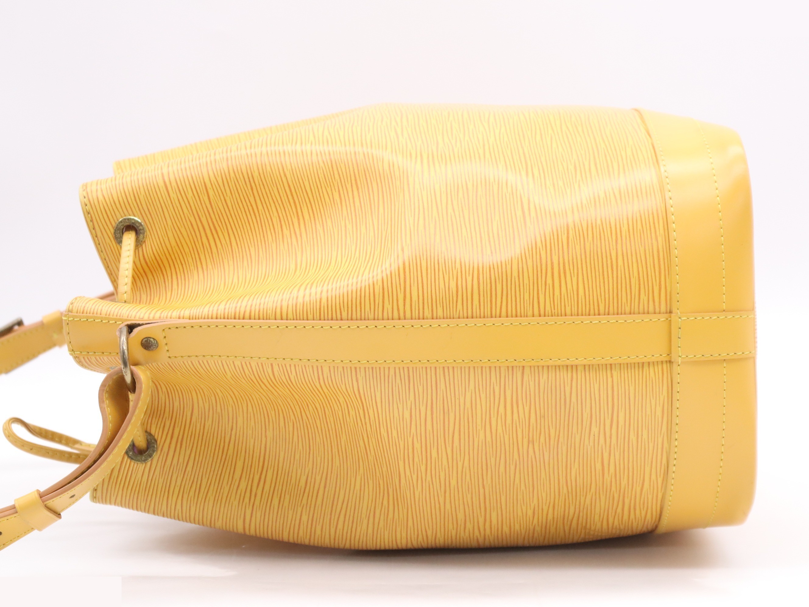 Noe Tassili Yellow — view 3