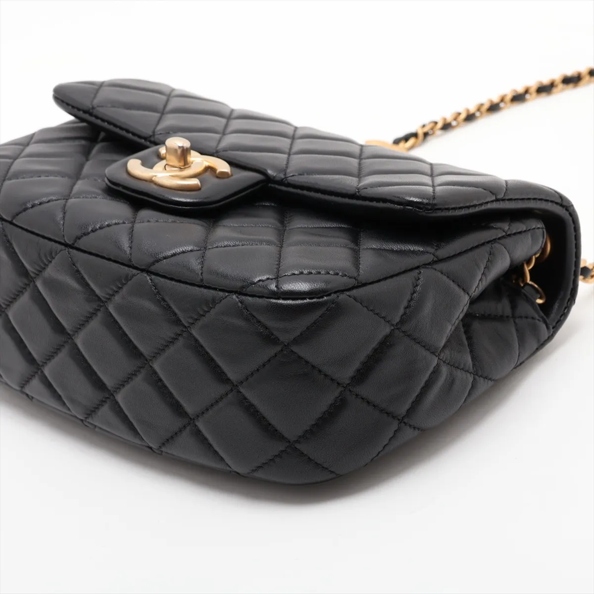Matelassé Lambskin Single Flap Single Chain Bag, Black with Gold Hardware, G12TT8H2, Random Plate — view 3