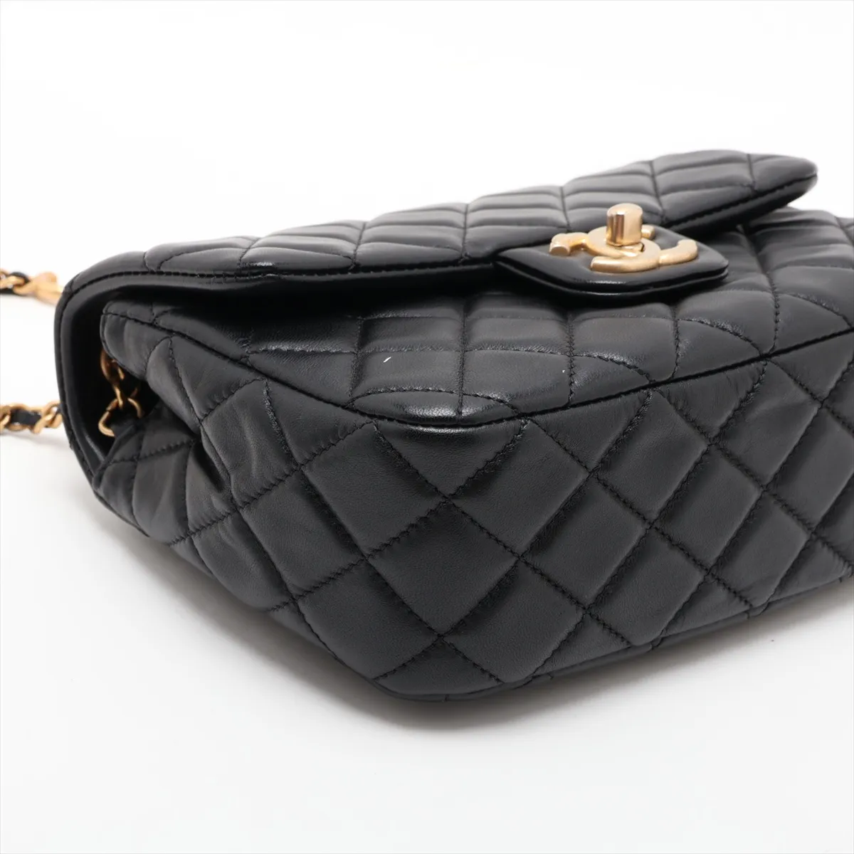 Matelassé Lambskin Single Flap Single Chain Bag, Black with Gold Hardware, G12TT8H2, Random Plate — view 4