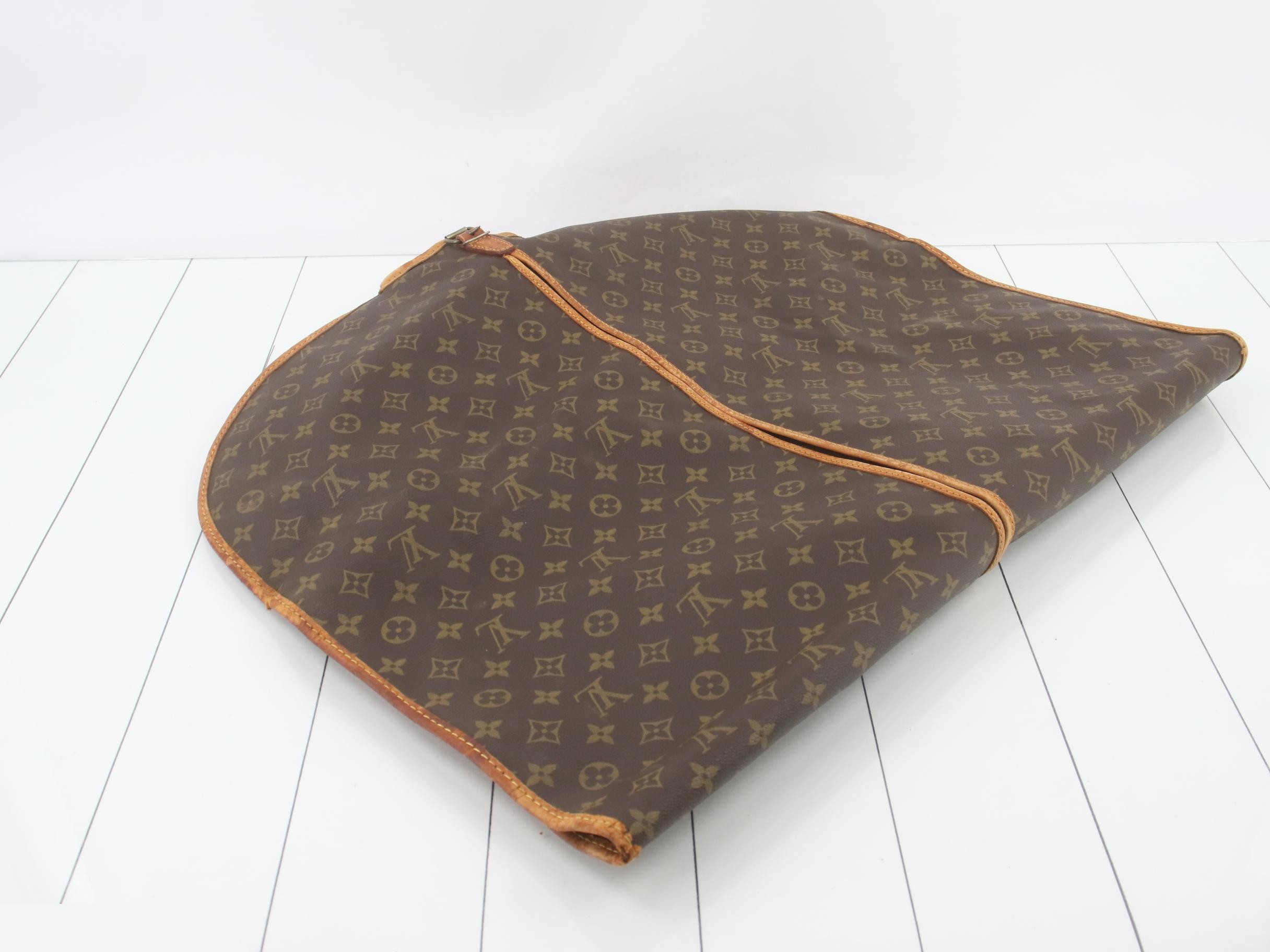 Sac de Portement — view 3