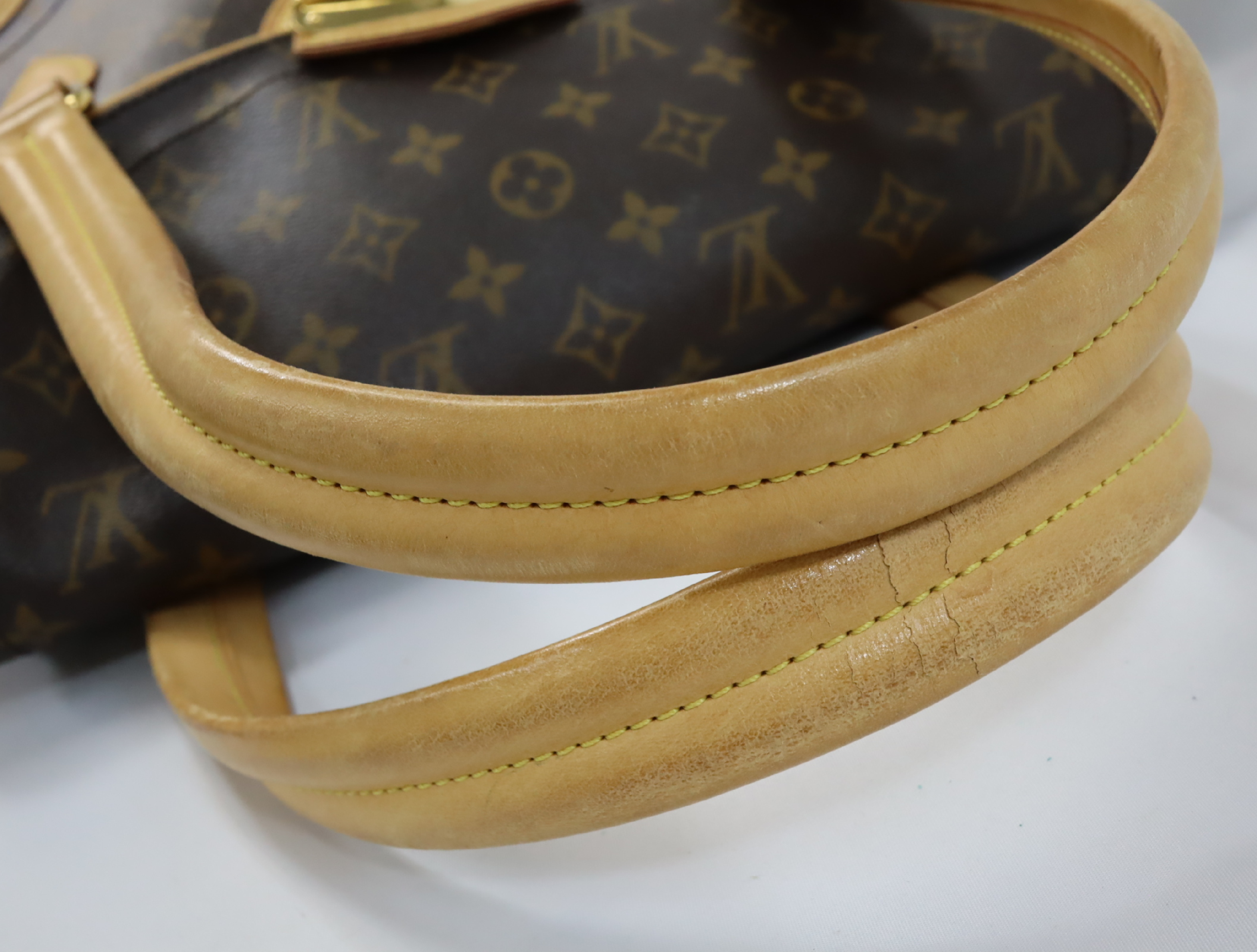 Monogram Beverly GM M40120 Shoulder Bag Brown Shoulder Bag — view 10