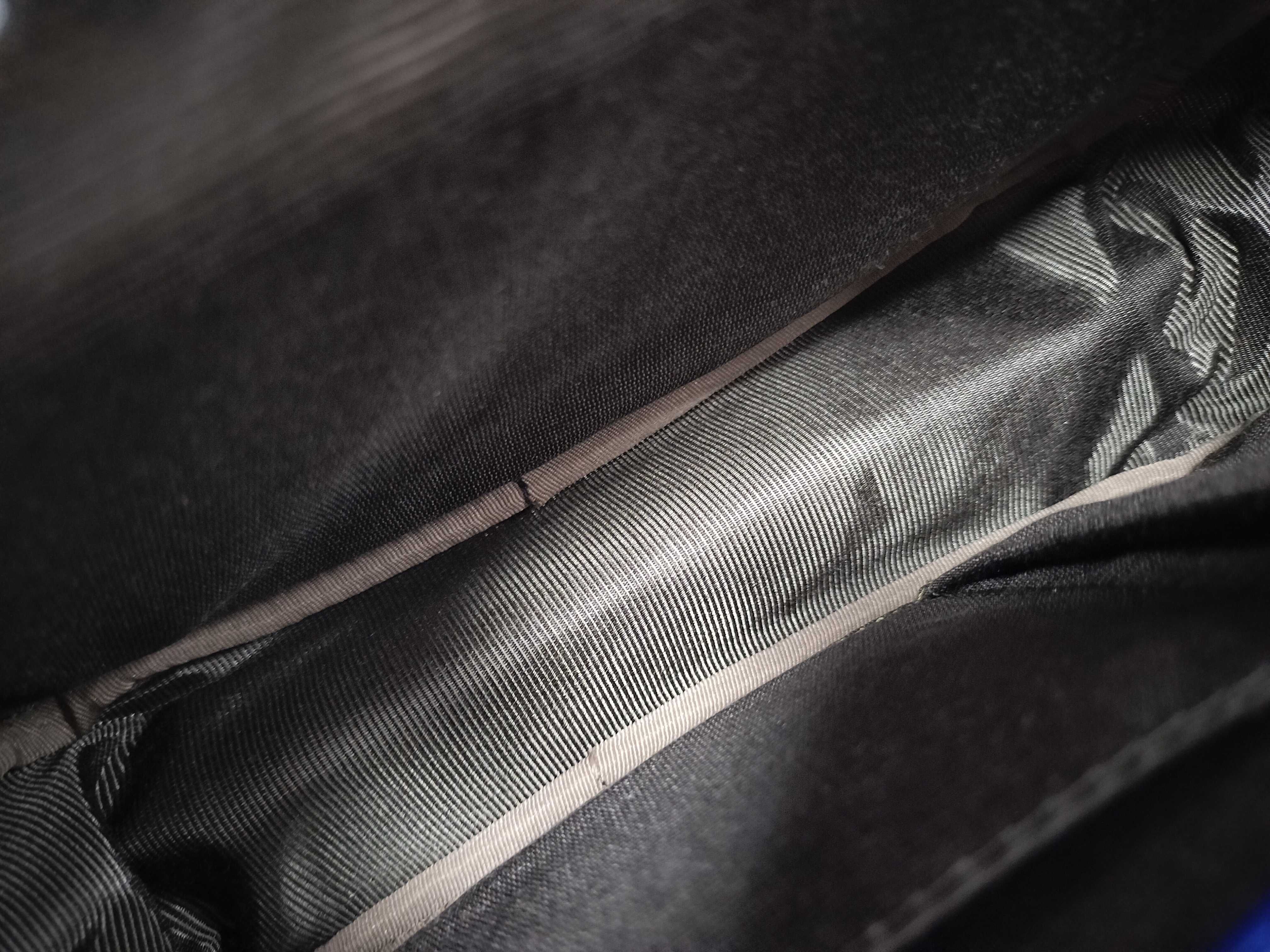 Blue Label Shoulder Bag — view 9