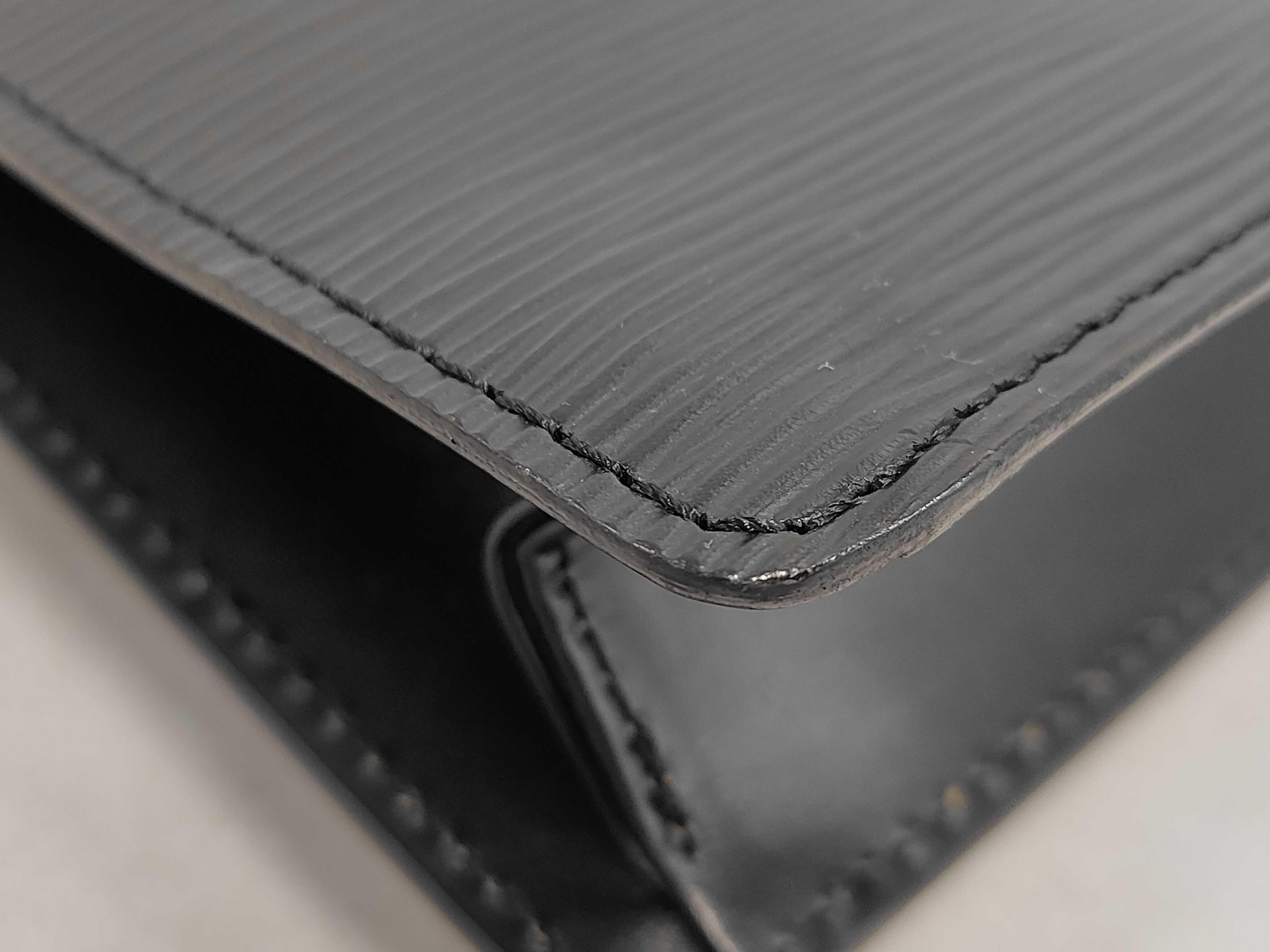 Taiga Serie Dragonne Second Bag — view 3