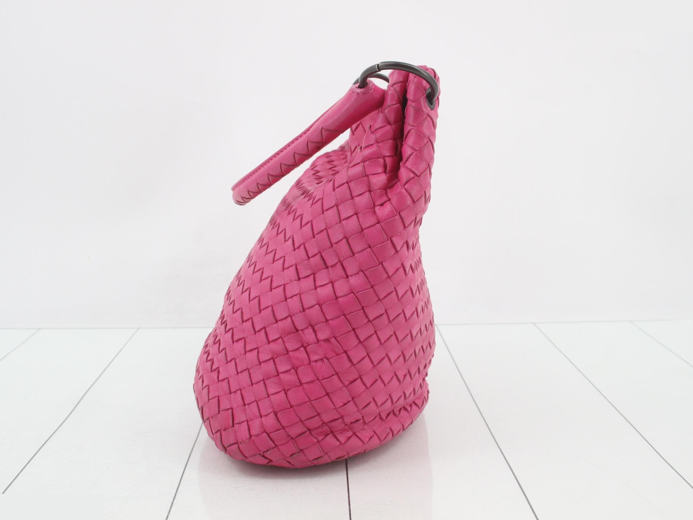 Intrecciato leather handbag, pink — view 4