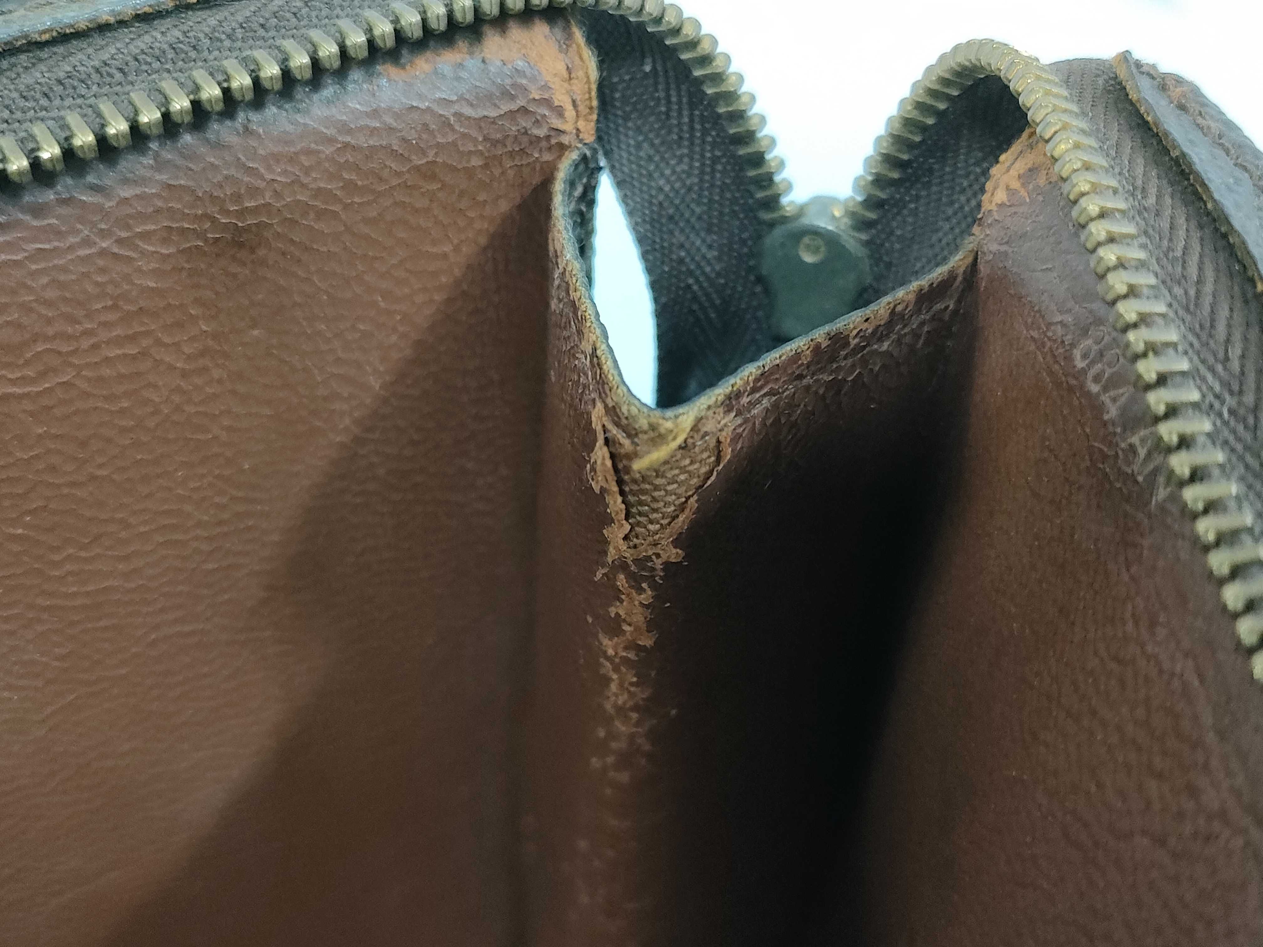 Monogram Louis Vuitton M47542 Pochette Toilette 25 size 884AN Pouch — view 8