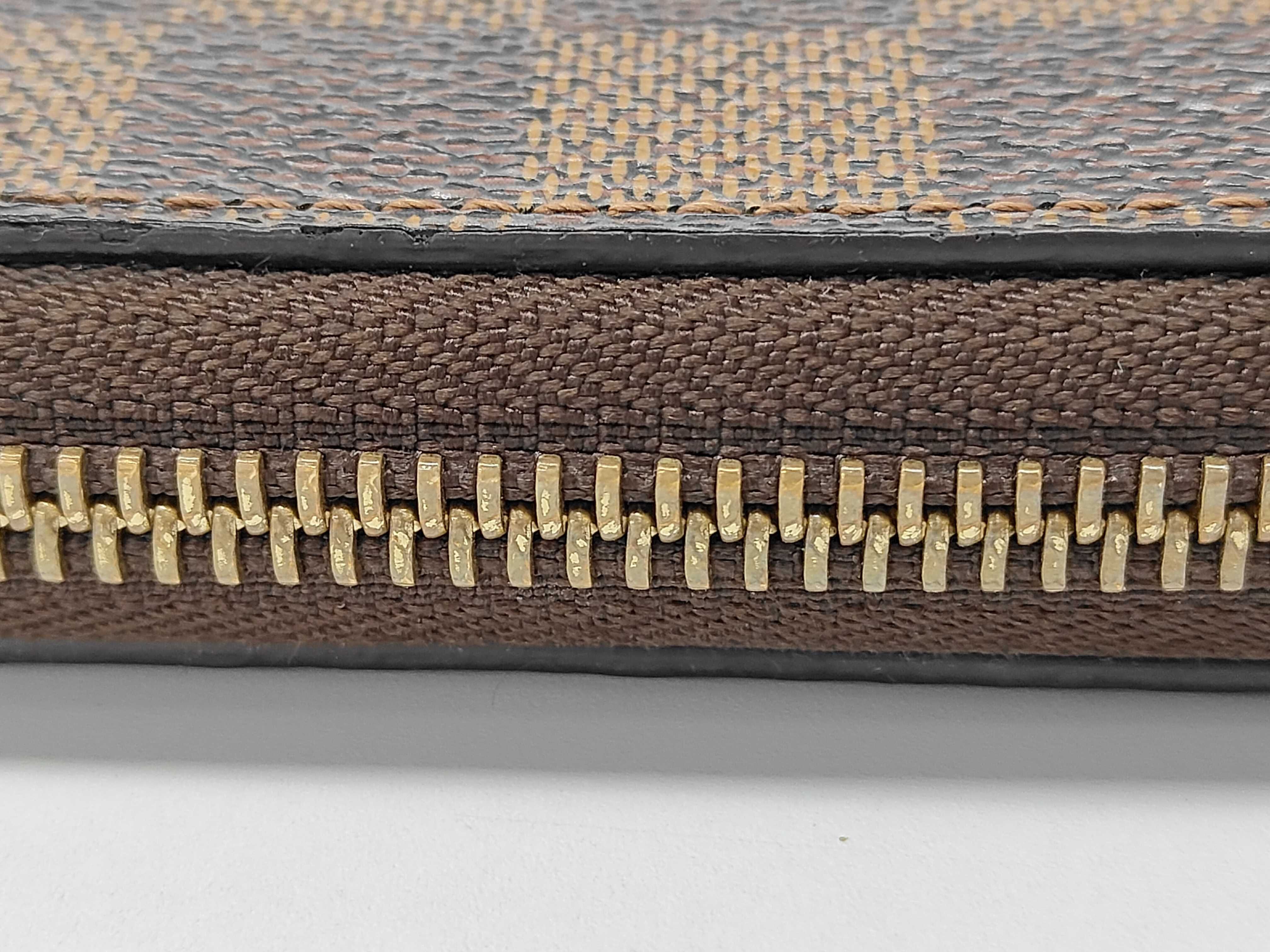 Damier Zippy Wallet N60015 — view 4