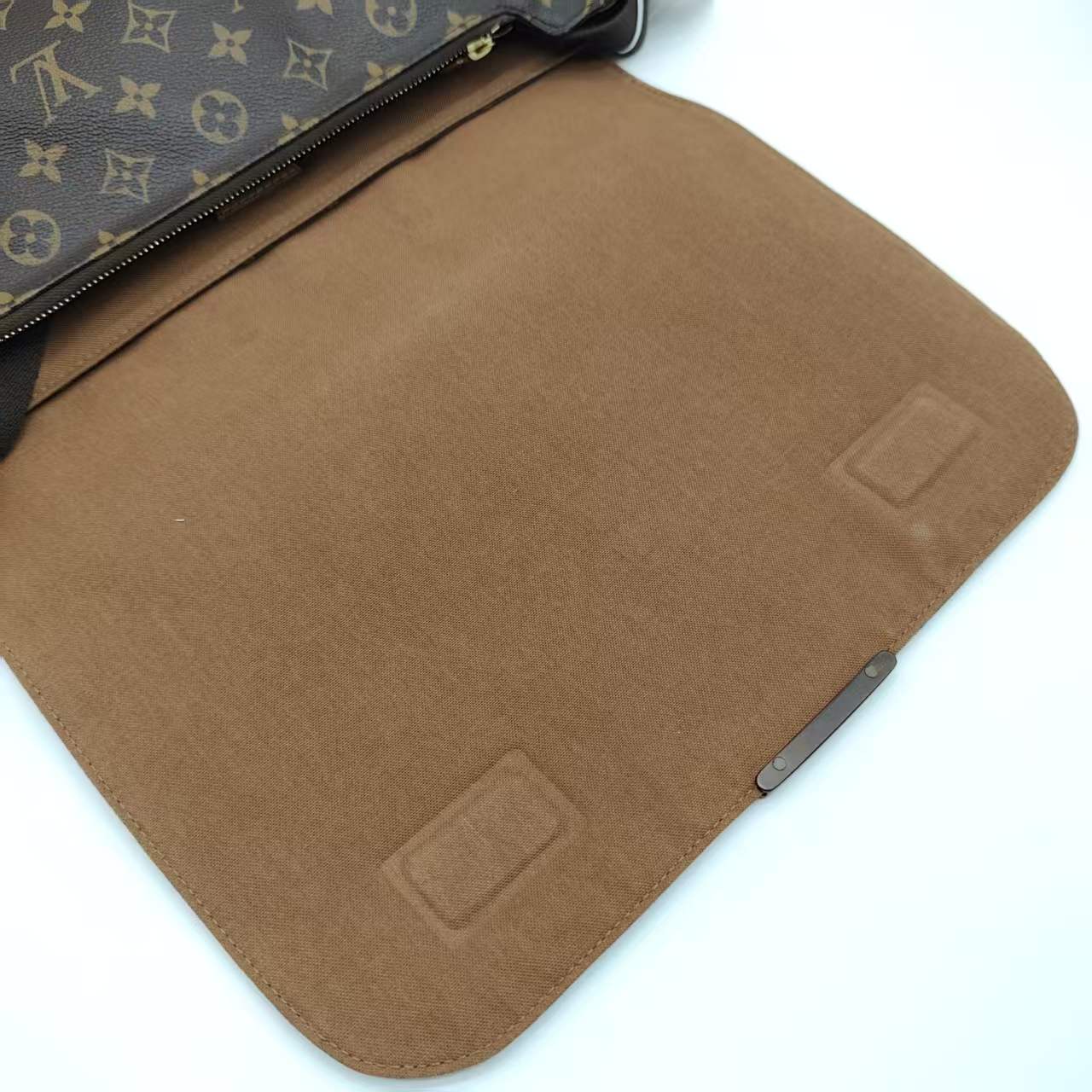 【*Shipped from: China*】LOUIS VUITTON PU Shoulder Bag — view 6
