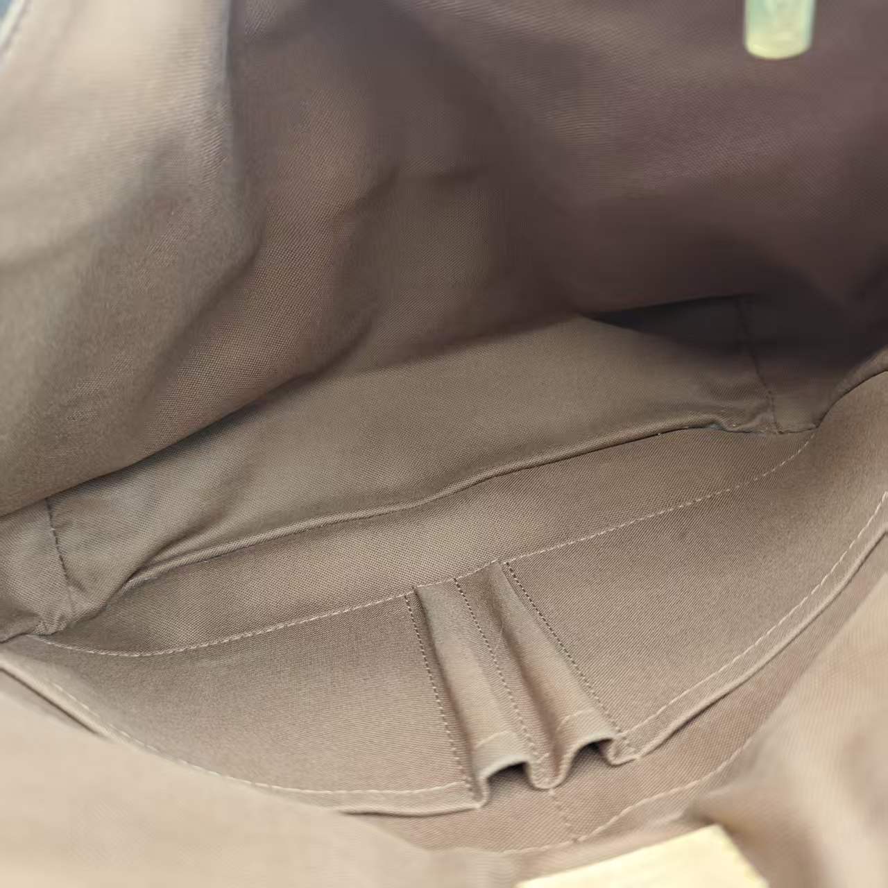 【*Shipped from: China*】LOUIS VUITTON PU Shoulder Bag — view 7